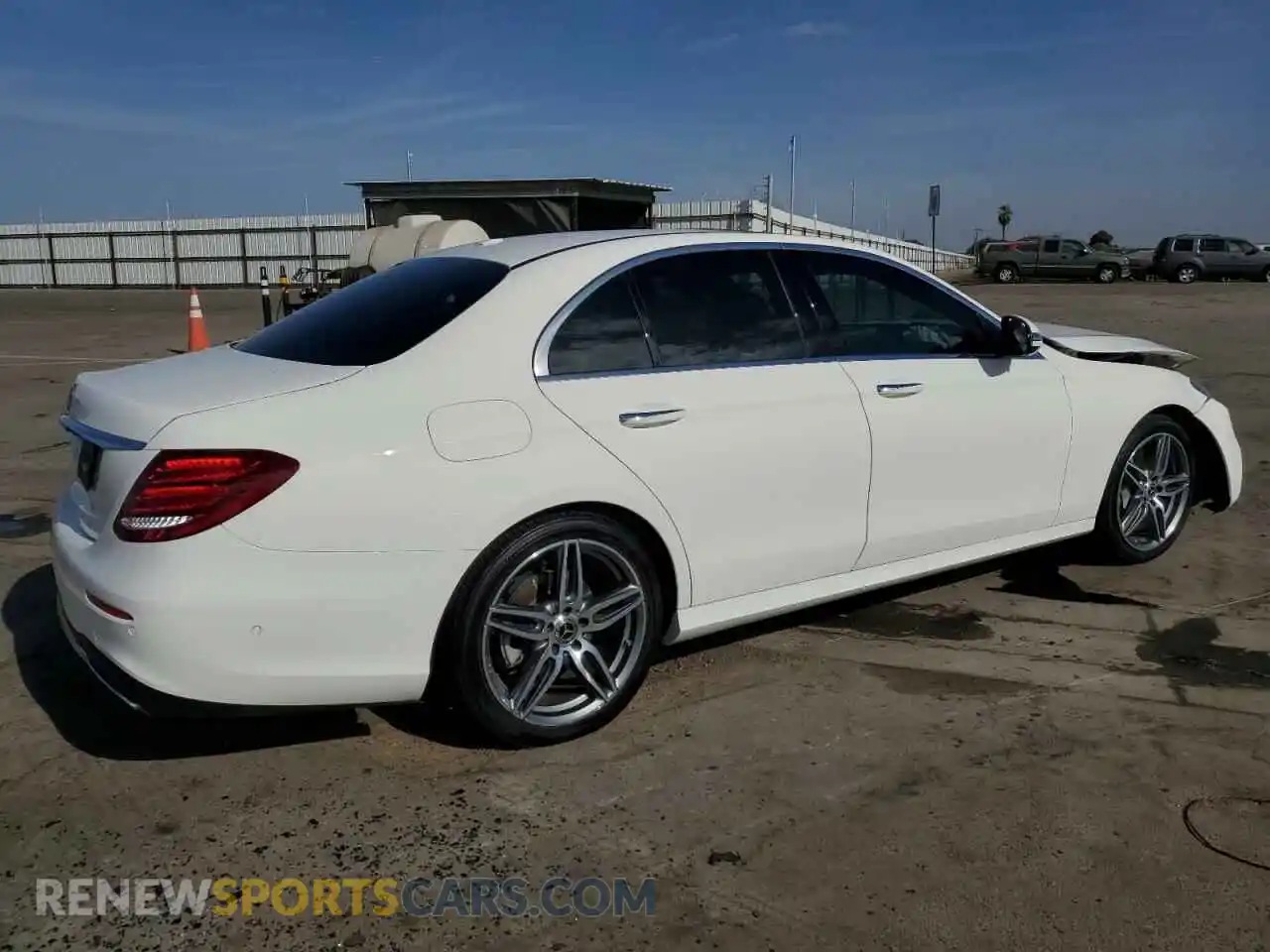 3 Photograph of a damaged car WDDZF4JB4KA676063 MERCEDES-BENZ E-CLASS 2019