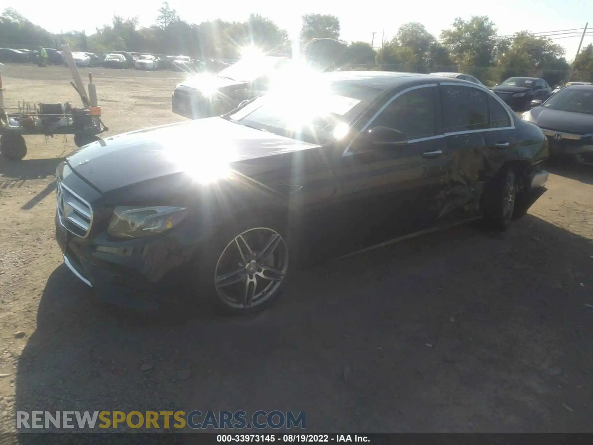 2 Photograph of a damaged car WDDZF4JB4KA677259 MERCEDES-BENZ E-CLASS 2019