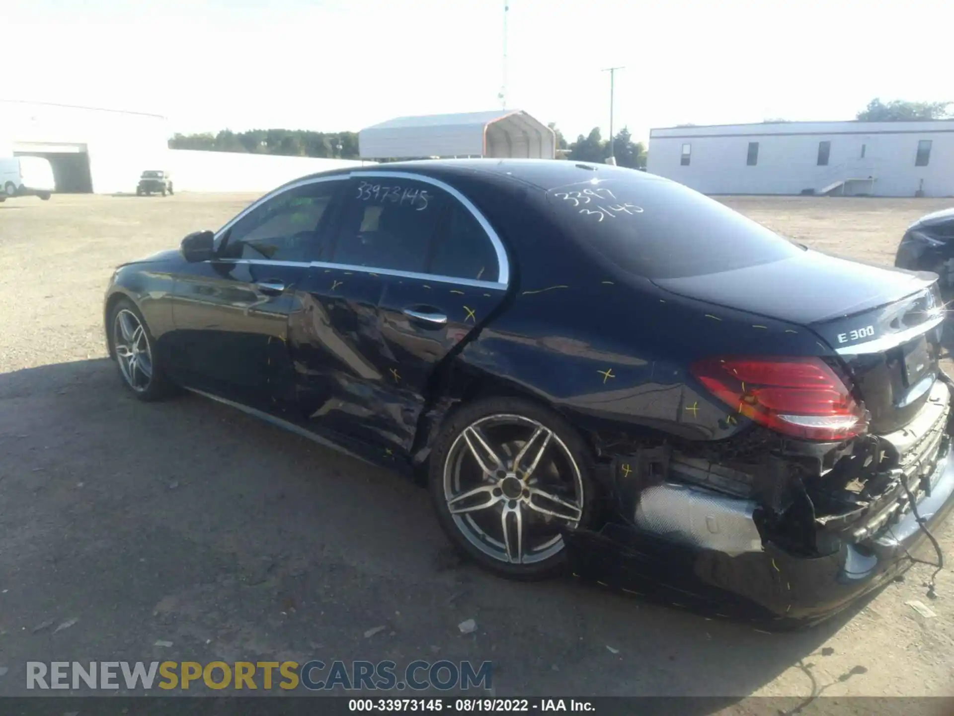 3 Photograph of a damaged car WDDZF4JB4KA677259 MERCEDES-BENZ E-CLASS 2019