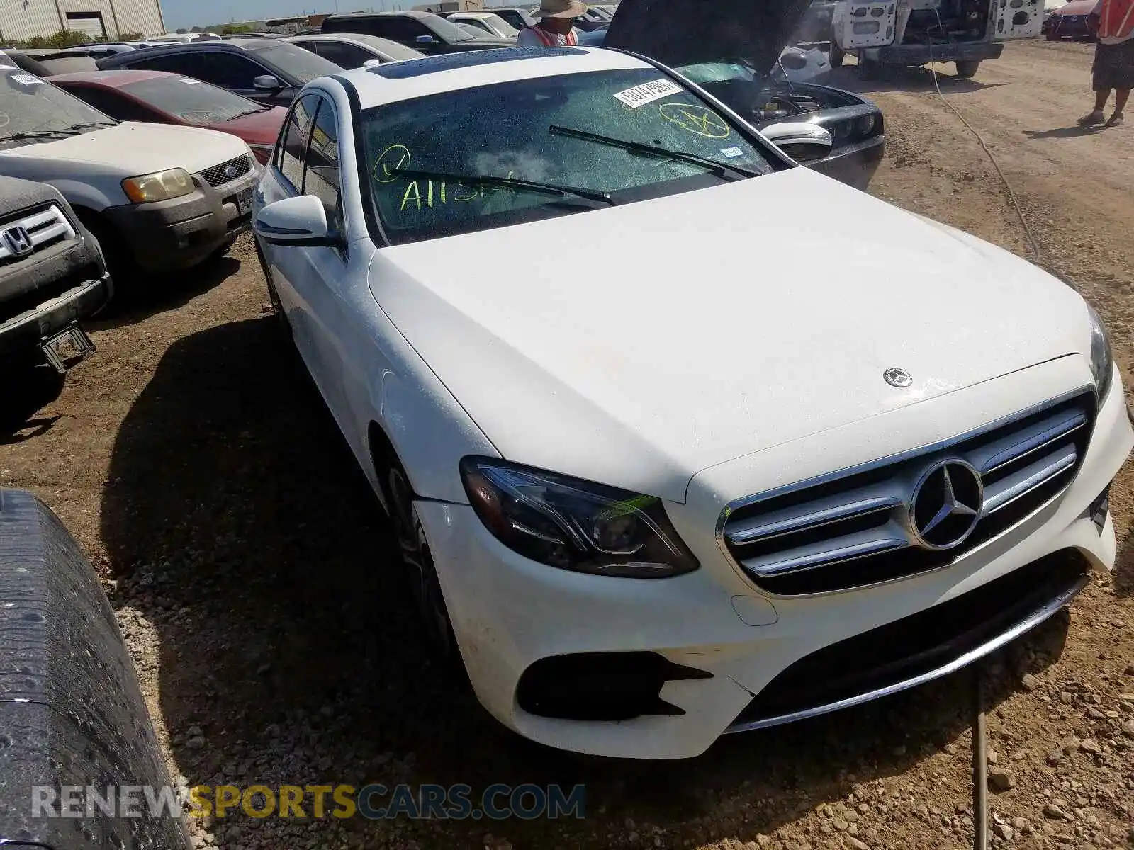 1 Photograph of a damaged car WDDZF4JB5KA517214 MERCEDES-BENZ E CLASS 2019