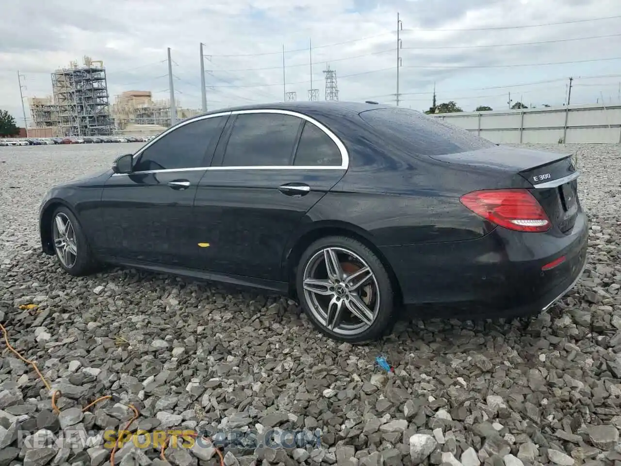 2 Photograph of a damaged car WDDZF4JB5KA527970 MERCEDES-BENZ E-CLASS 2019