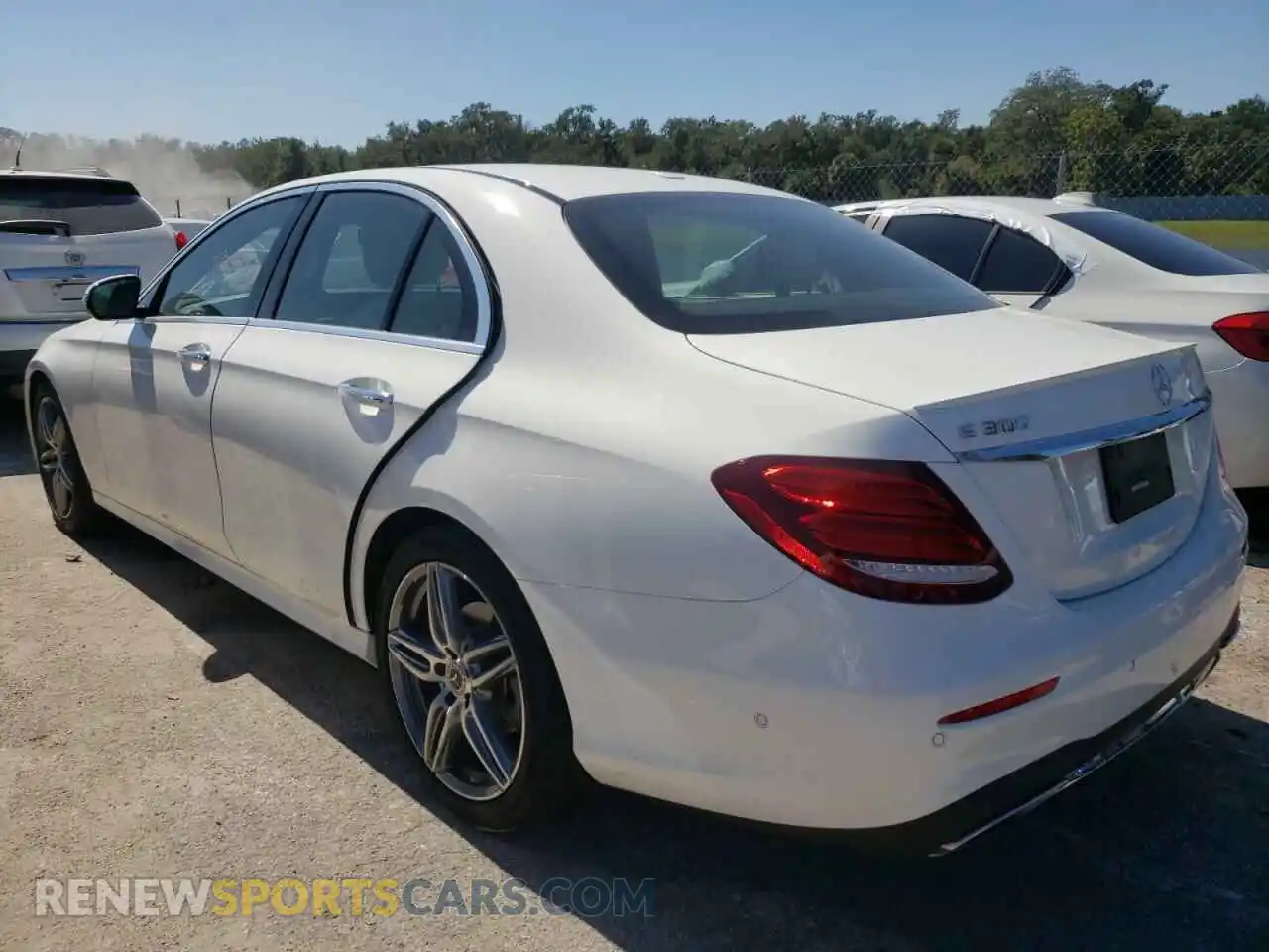 3 Photograph of a damaged car WDDZF4JB5KA588901 MERCEDES-BENZ E-CLASS 2019