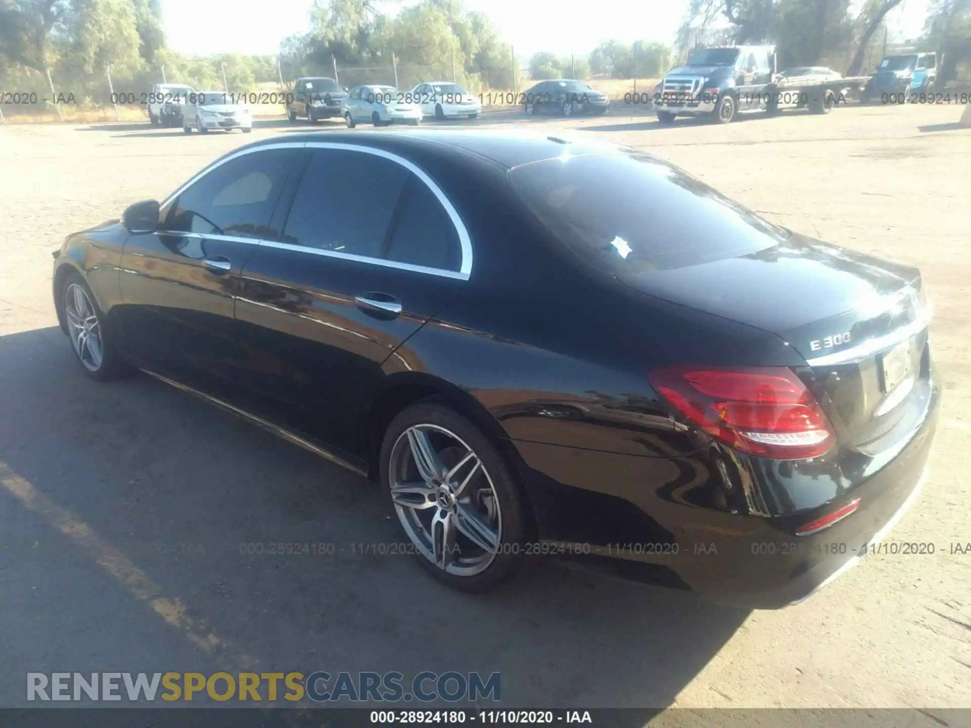 3 Photograph of a damaged car WDDZF4JB5KA610007 MERCEDES-BENZ E-CLASS 2019
