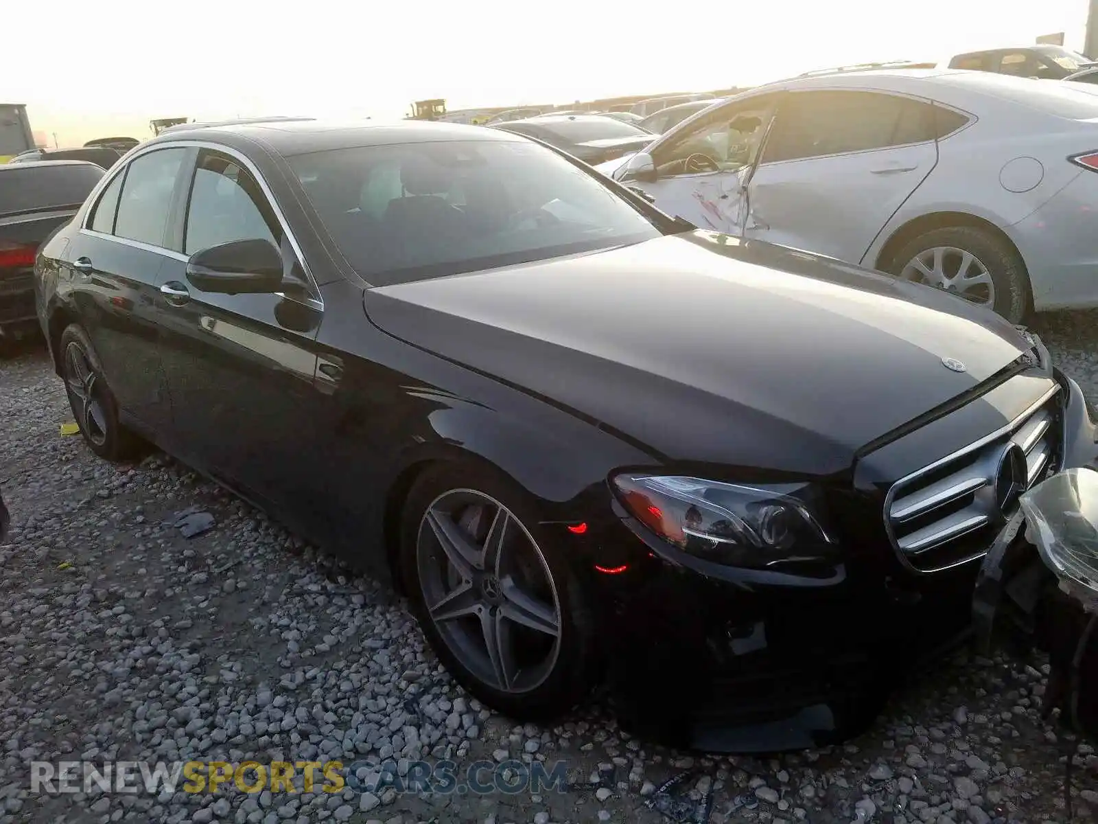1 Photograph of a damaged car WDDZF4JB6KA515861 MERCEDES-BENZ E CLASS 2019