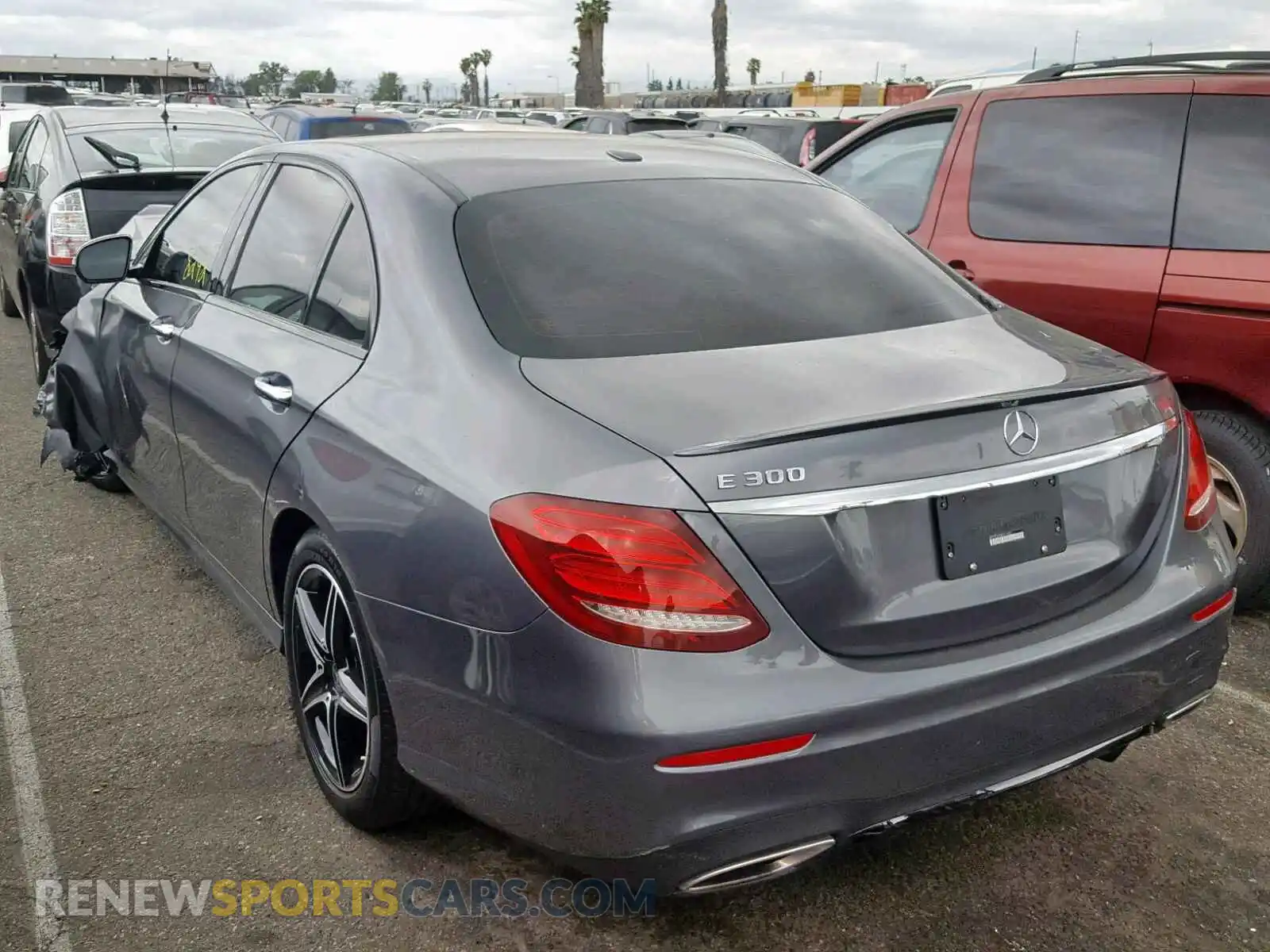 3 fotografías del automóvil dañado WDDZF4JB8KA516865 MERCEDES-BENZ E CLASS 2019