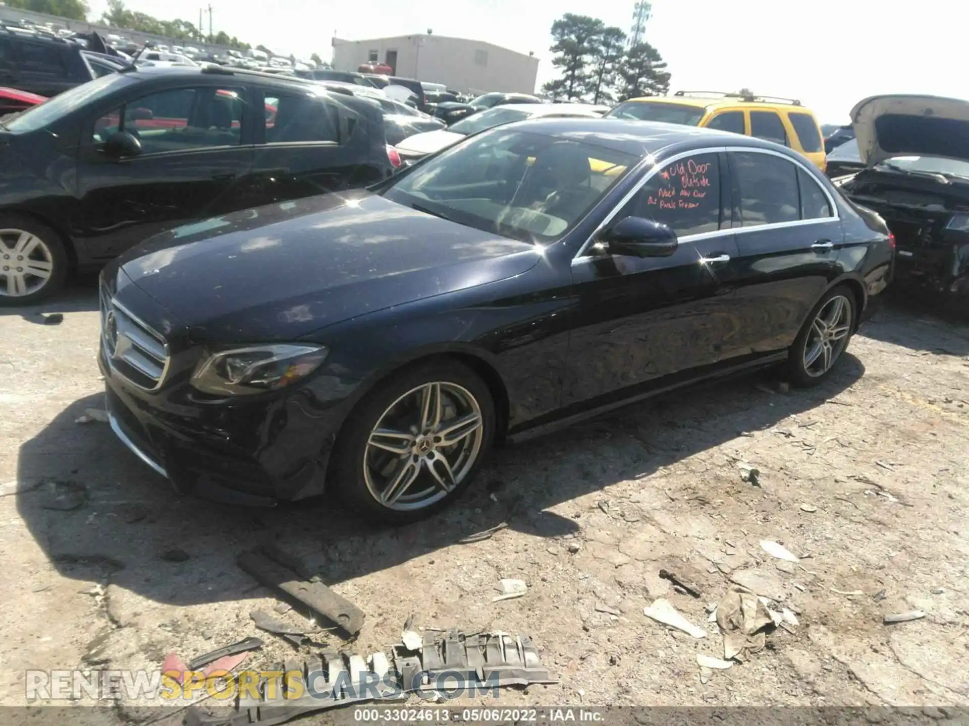 2 Photograph of a damaged car WDDZF4JB9KA585208 MERCEDES-BENZ E-CLASS 2019