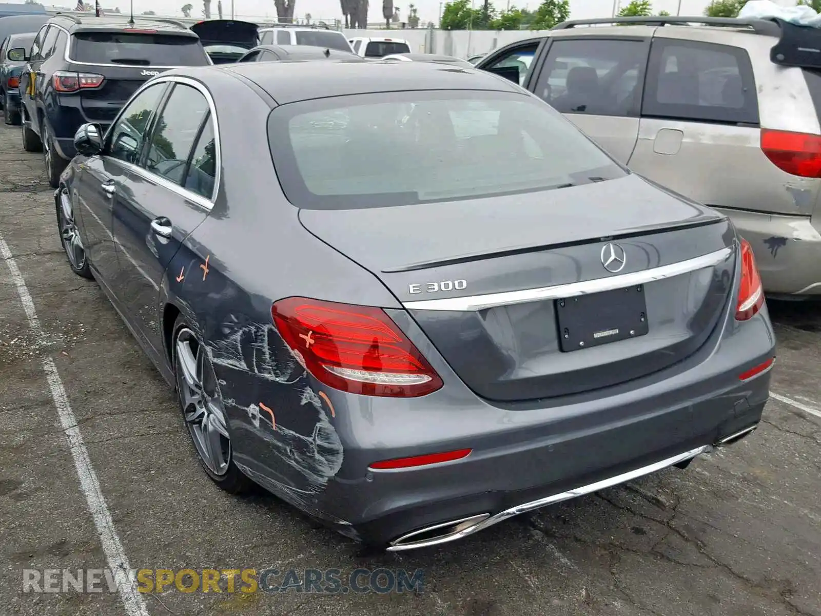 3 Photograph of a damaged car WDDZF4JB9KA600807 MERCEDES-BENZ E CLASS 2019