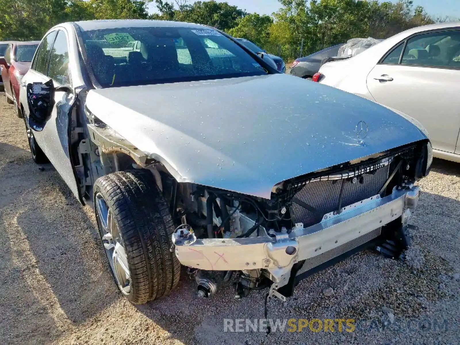 1 Photograph of a damaged car WDDZF4JB9KA611760 MERCEDES-BENZ E CLASS 2019