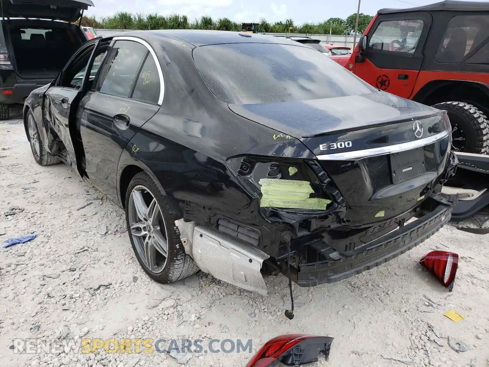 3 Photograph of a damaged car WDDZF4JBXKA626042 MERCEDES-BENZ E-CLASS 2019