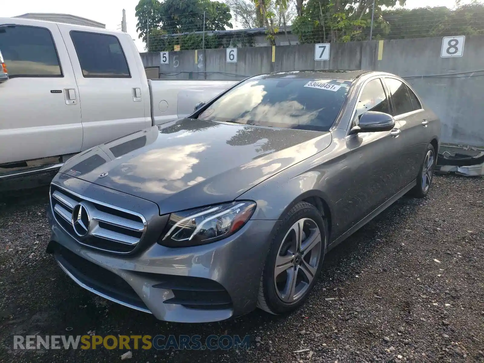 2 Photograph of a damaged car WDDZF4JBXKA635680 MERCEDES-BENZ E-CLASS 2019