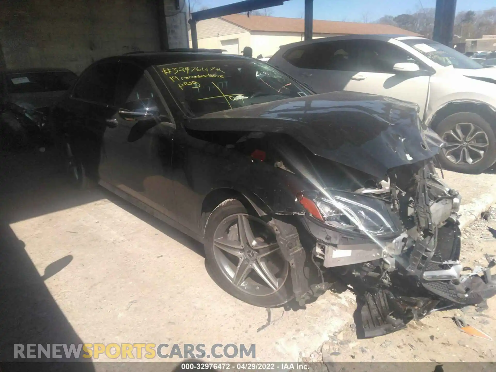 1 Photograph of a damaged car WDDZF4KB0KA522450 MERCEDES-BENZ E-CLASS 2019