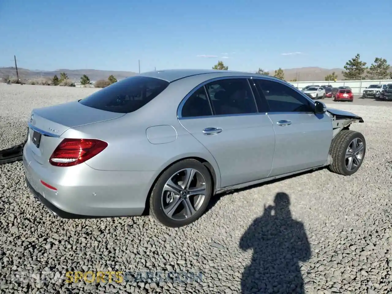 3 Photograph of a damaged car WDDZF4KB1KA599828 MERCEDES-BENZ E-CLASS 2019