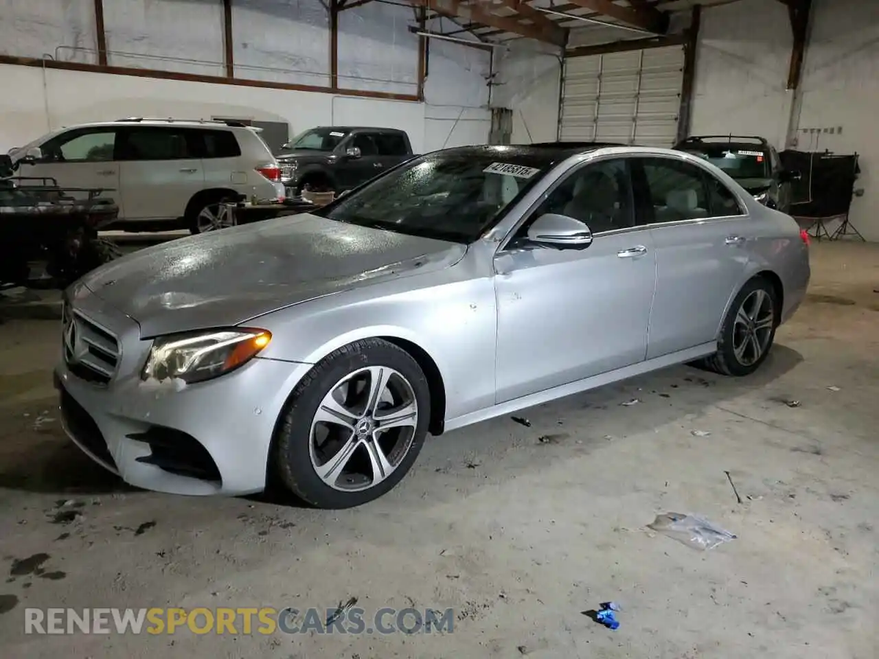 1 Photograph of a damaged car WDDZF4KB2KA563081 MERCEDES-BENZ E-CLASS 2019