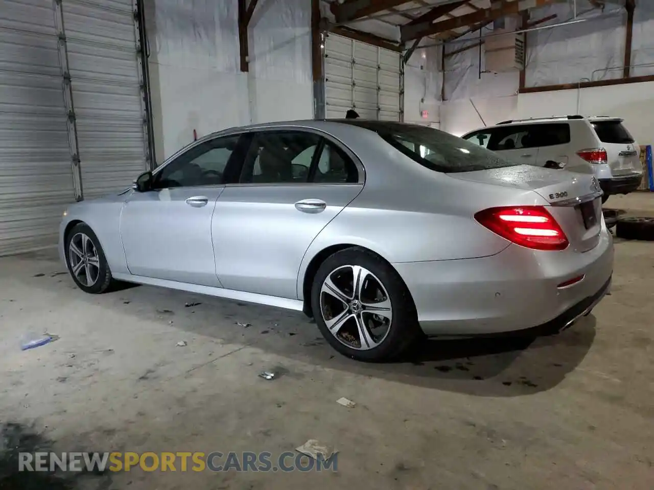 2 Photograph of a damaged car WDDZF4KB2KA563081 MERCEDES-BENZ E-CLASS 2019
