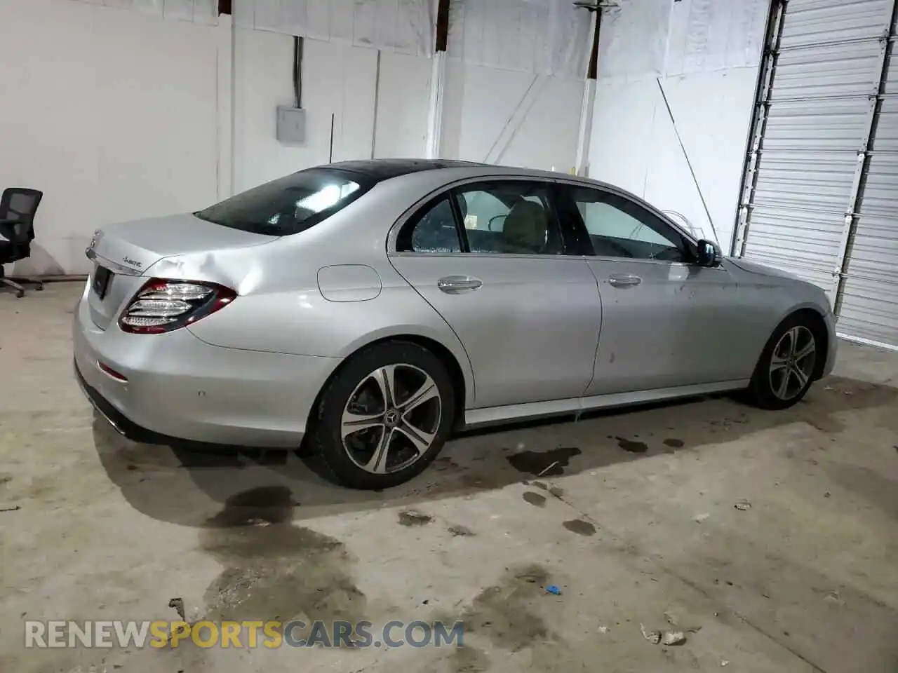 3 Photograph of a damaged car WDDZF4KB2KA563081 MERCEDES-BENZ E-CLASS 2019