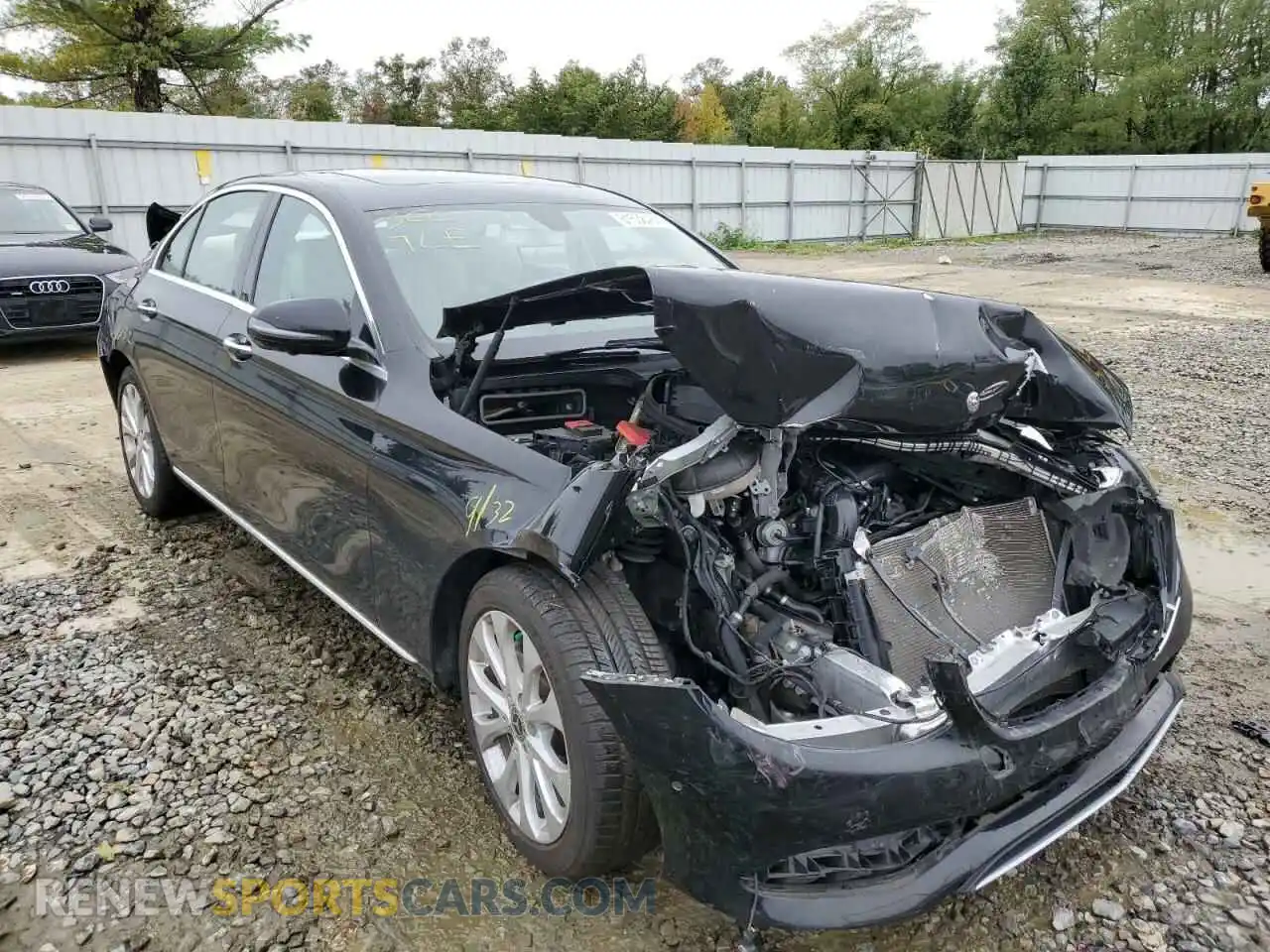 1 Photograph of a damaged car WDDZF4KB2KA585288 MERCEDES-BENZ E-CLASS 2019