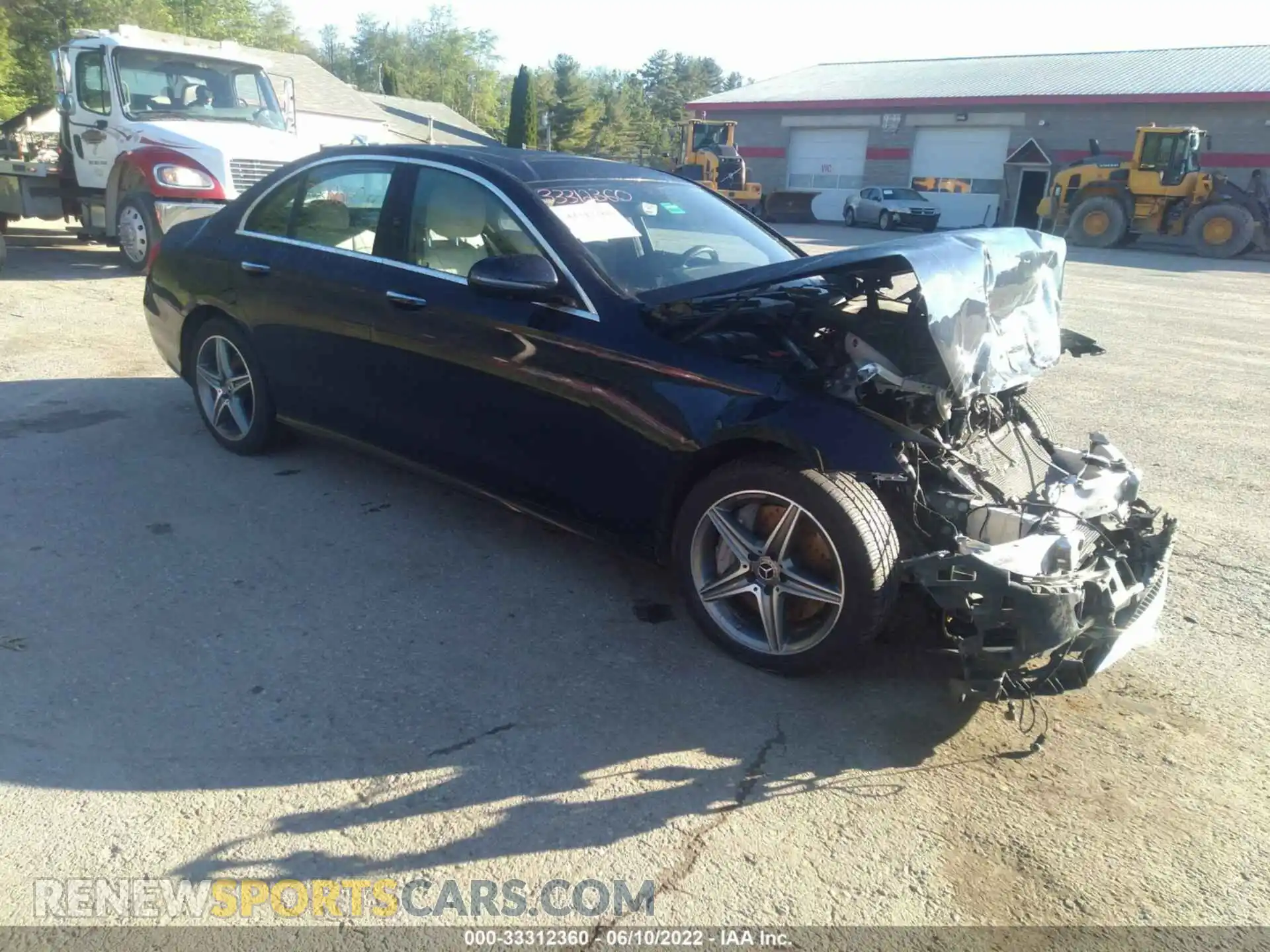 1 Photograph of a damaged car WDDZF4KB3KA586305 MERCEDES-BENZ E-CLASS 2019