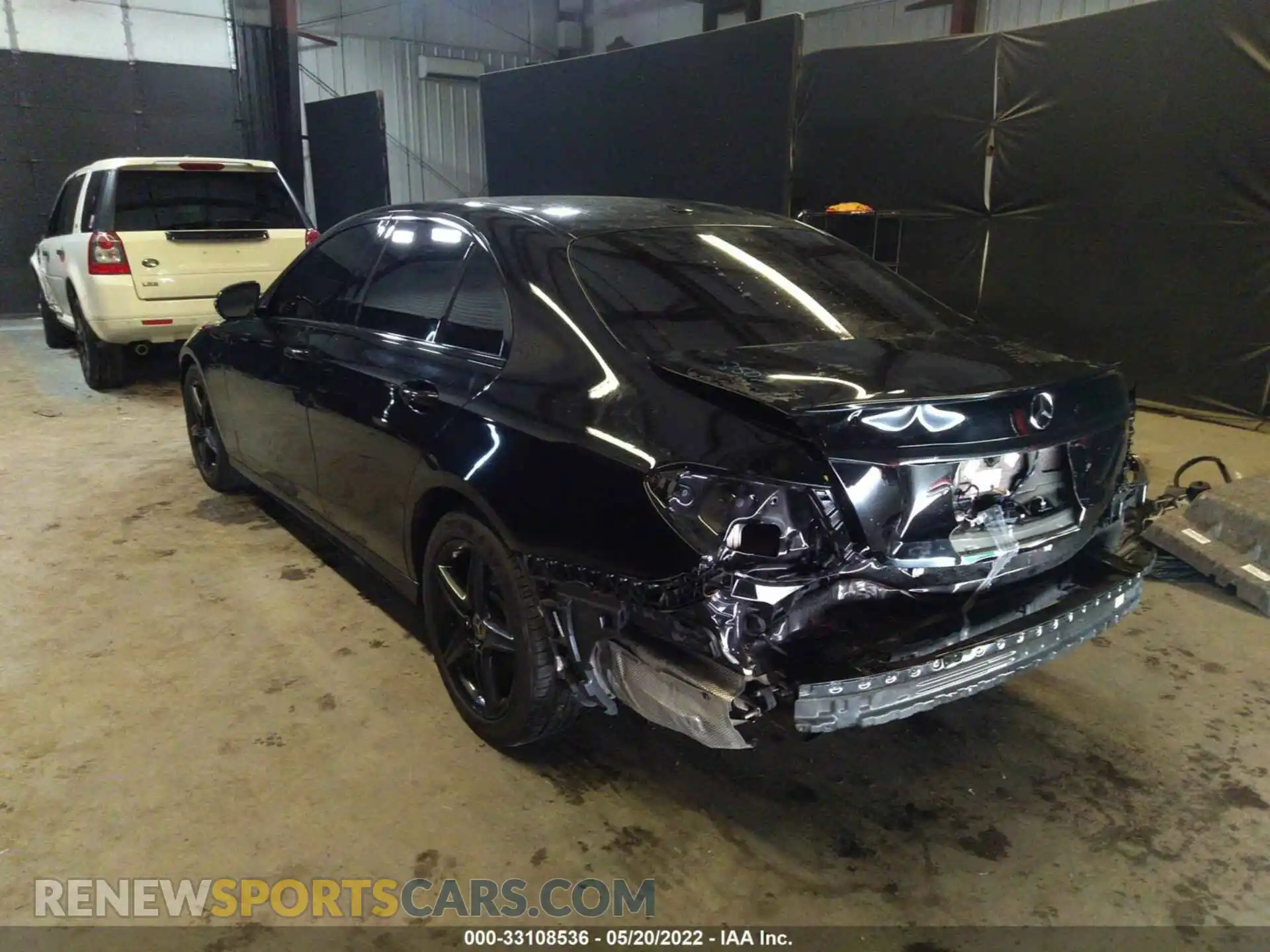 3 Photograph of a damaged car WDDZF4KB5KA585446 MERCEDES-BENZ E-CLASS 2019