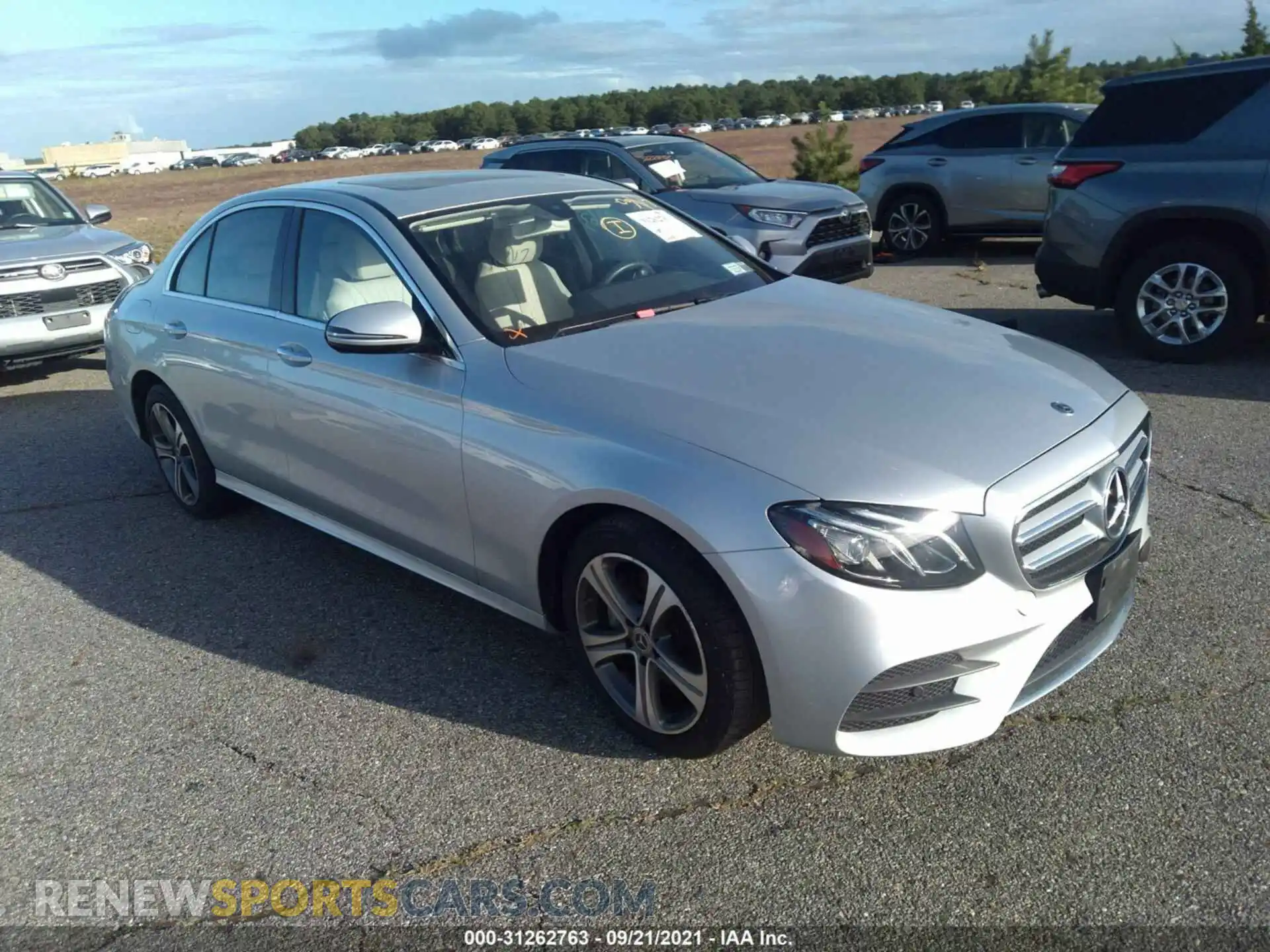 1 Photograph of a damaged car WDDZF4KB5KA640994 MERCEDES-BENZ E-CLASS 2019