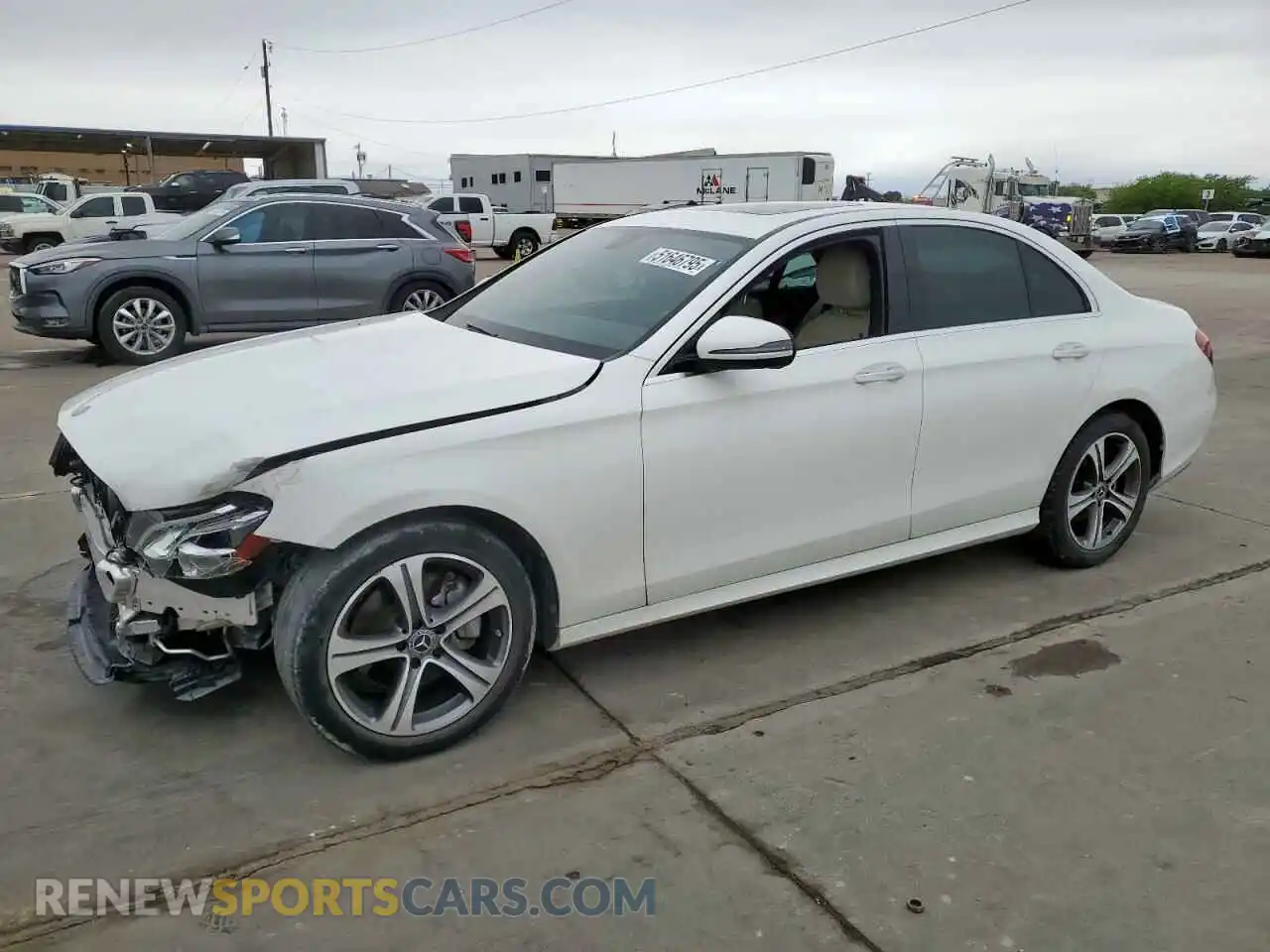 1 Photograph of a damaged car WDDZF4KB5KA662011 MERCEDES-BENZ E-CLASS 2019