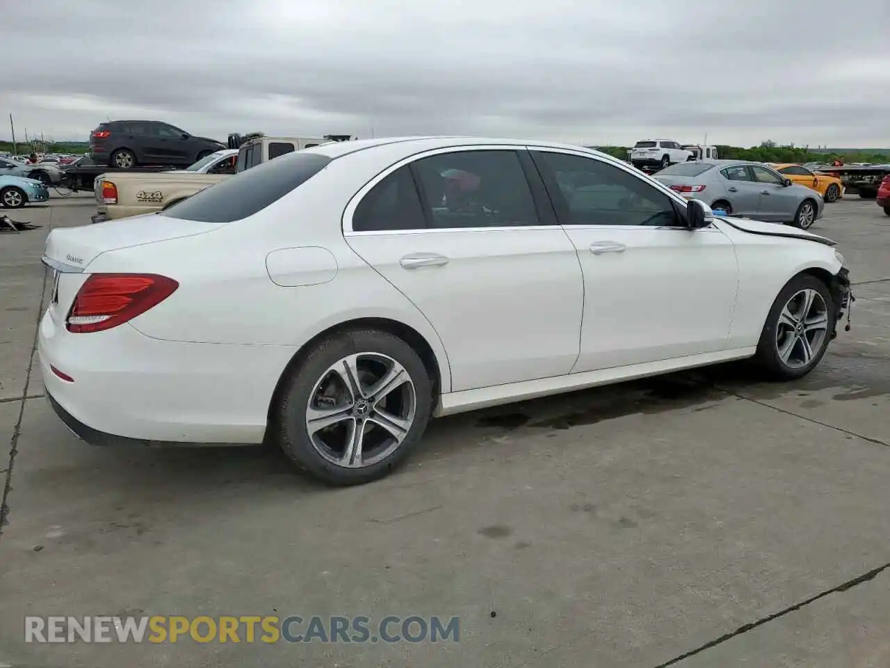 3 Photograph of a damaged car WDDZF4KB5KA662011 MERCEDES-BENZ E-CLASS 2019