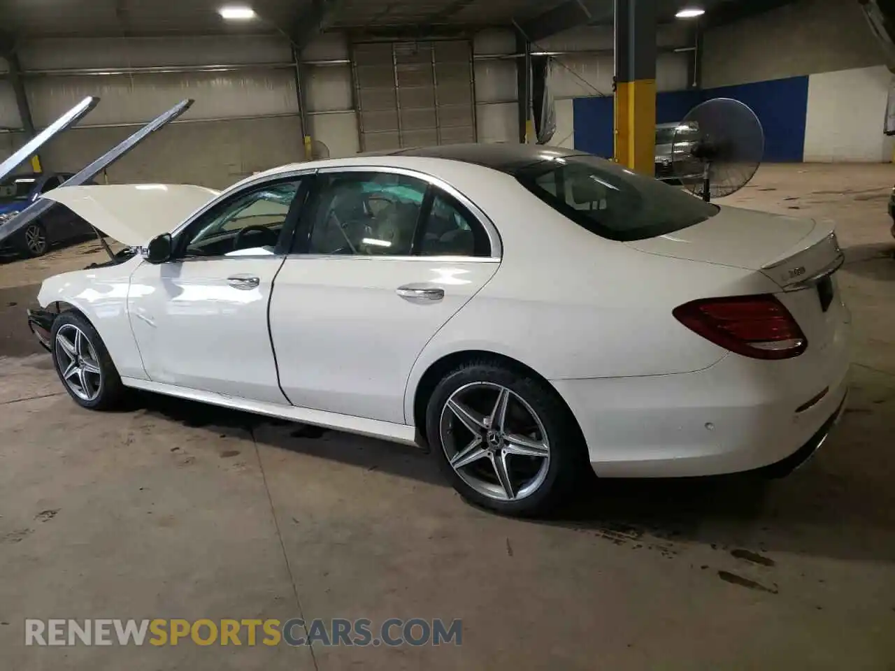 2 Photograph of a damaged car WDDZF4KB6KA513722 MERCEDES-BENZ E-CLASS 2019