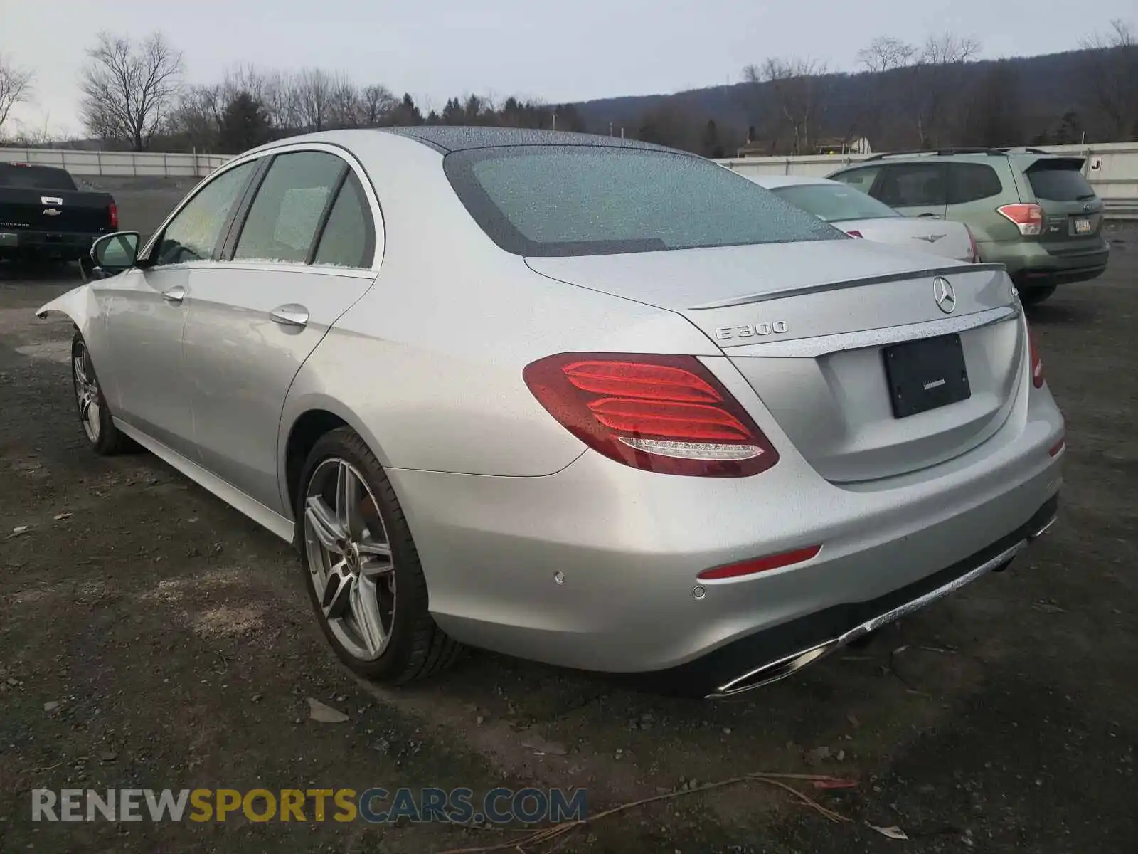 3 Photograph of a damaged car WDDZF4KB6KA584600 MERCEDES-BENZ E CLASS 2019