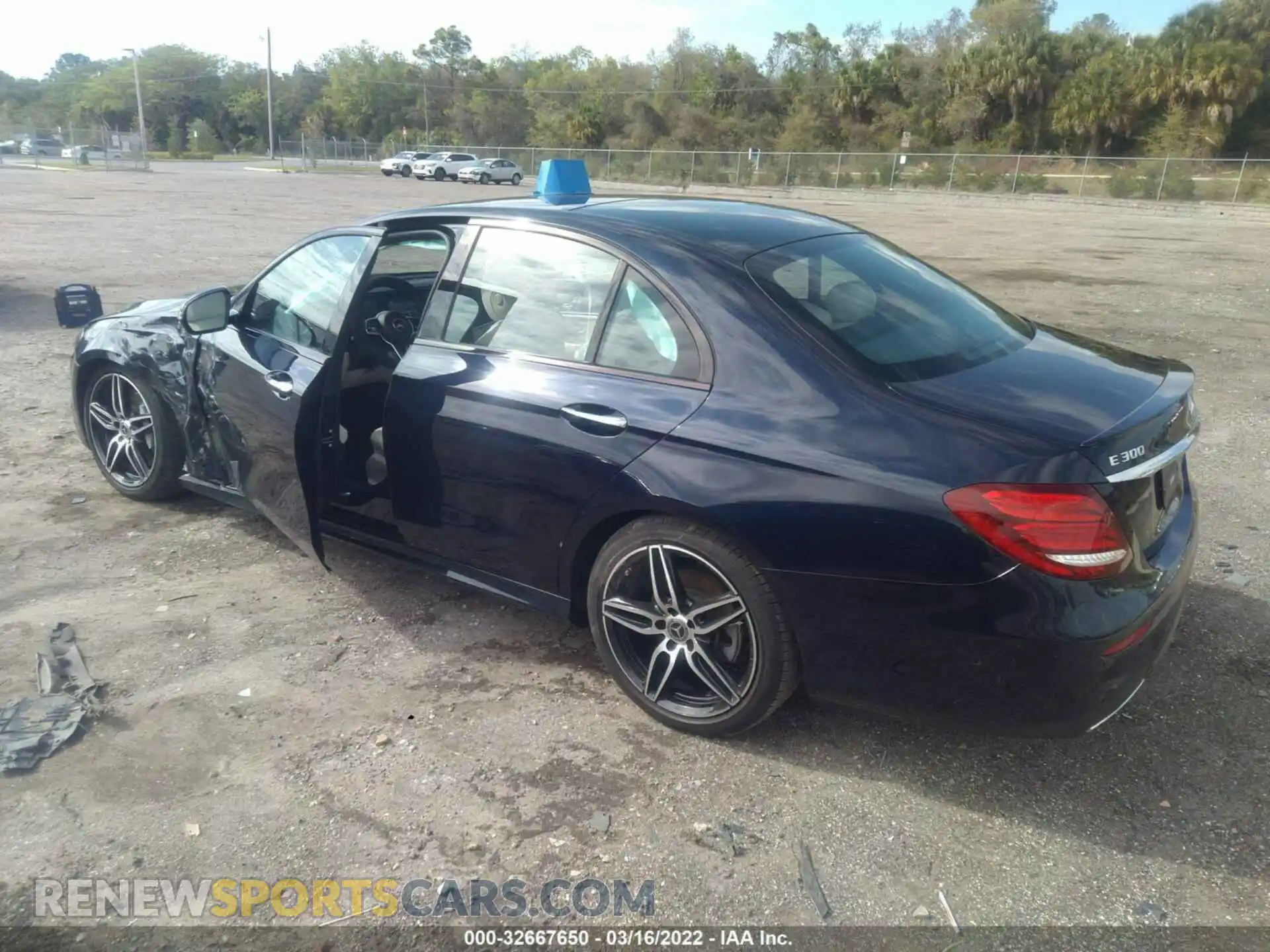 3 Photograph of a damaged car WDDZF4KB6KA588856 MERCEDES-BENZ E-CLASS 2019