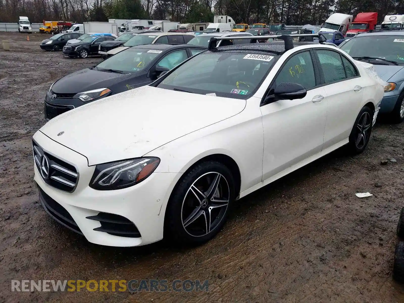 2 Photograph of a damaged car WDDZF4KB7KA585996 MERCEDES-BENZ E CLASS 2019