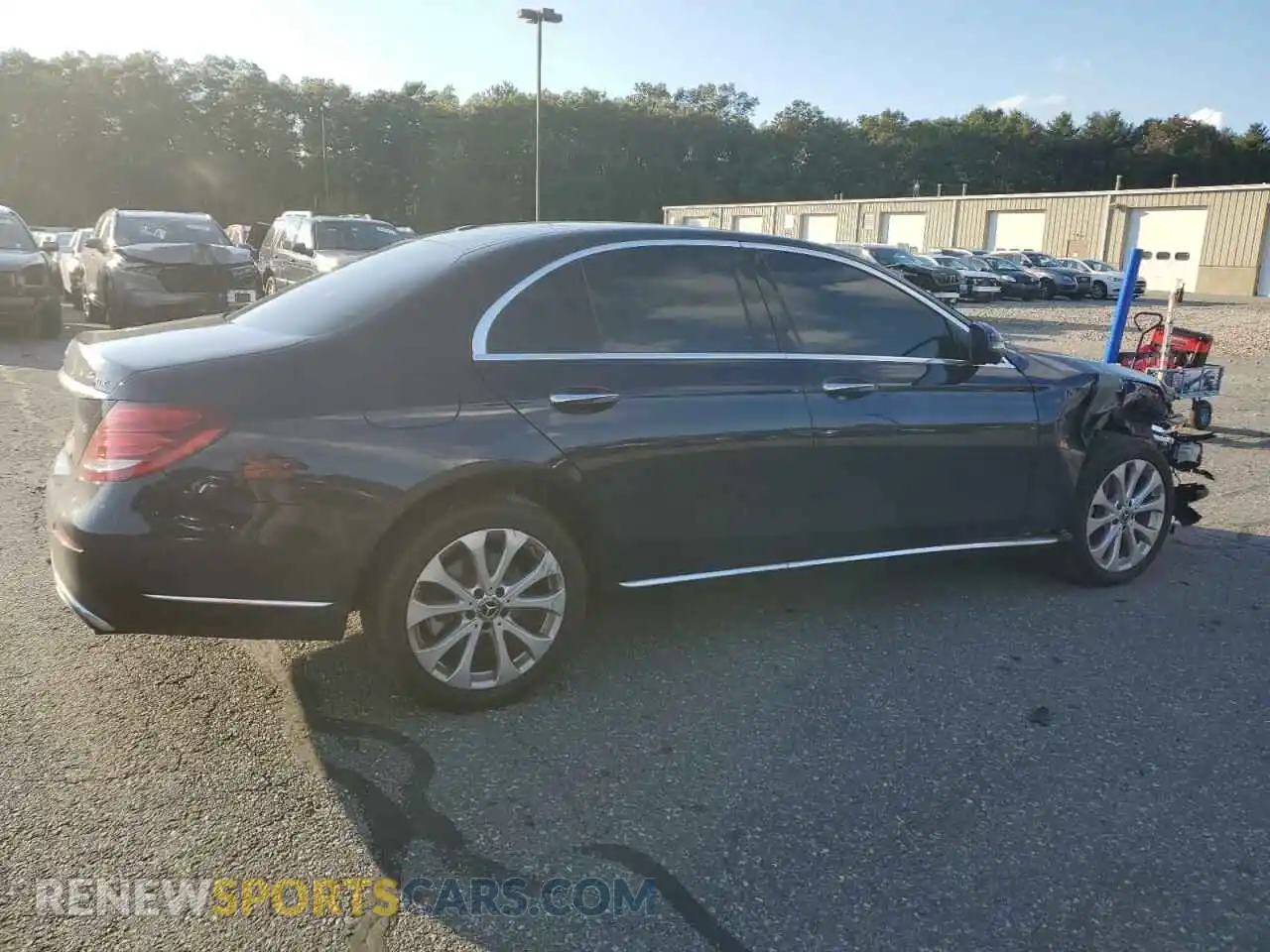 3 Photograph of a damaged car WDDZF4KB7KA594424 MERCEDES-BENZ E-CLASS 2019