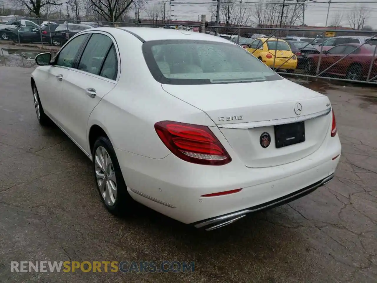 3 Photograph of a damaged car WDDZF4KB8KA551677 MERCEDES-BENZ E-CLASS 2019
