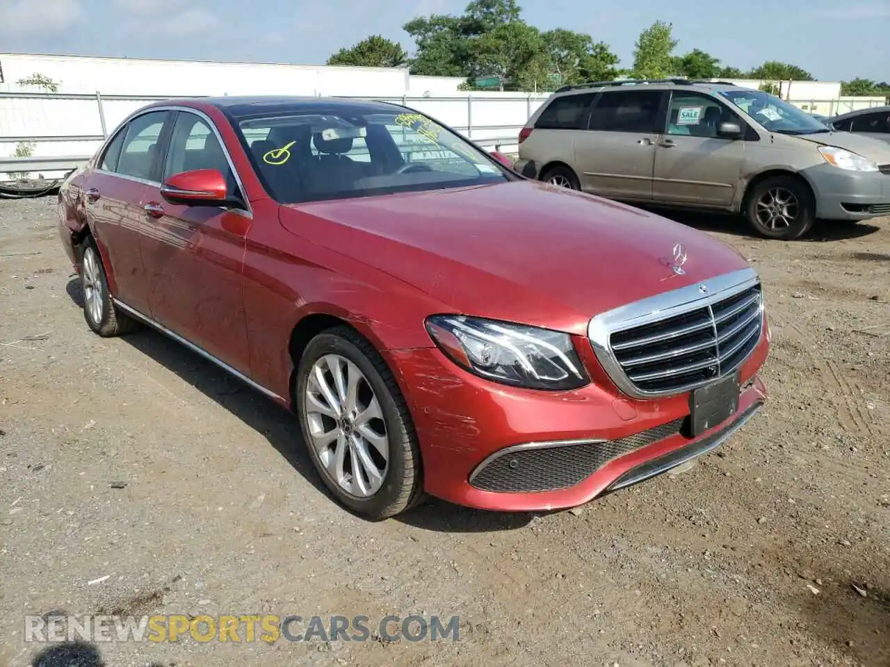 1 Photograph of a damaged car WDDZF4KB8KA586123 MERCEDES-BENZ E-CLASS 2019