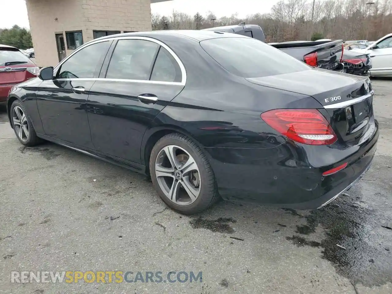 2 Photograph of a damaged car WDDZF4KB9KA533169 MERCEDES-BENZ E-CLASS 2019