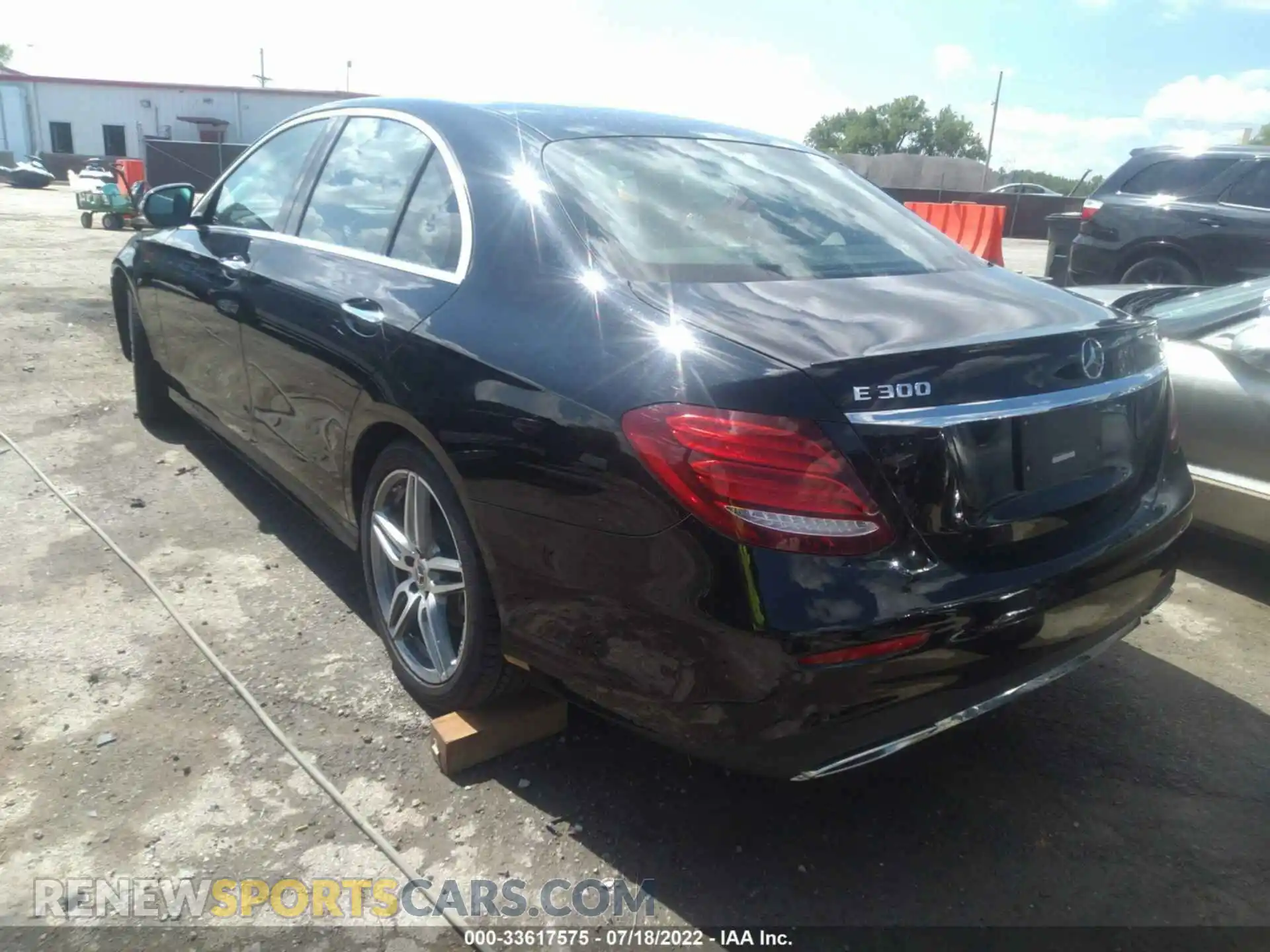3 fotografías del automóvil dañado WDDZF4KB9KA587331 MERCEDES-BENZ E-CLASS 2019