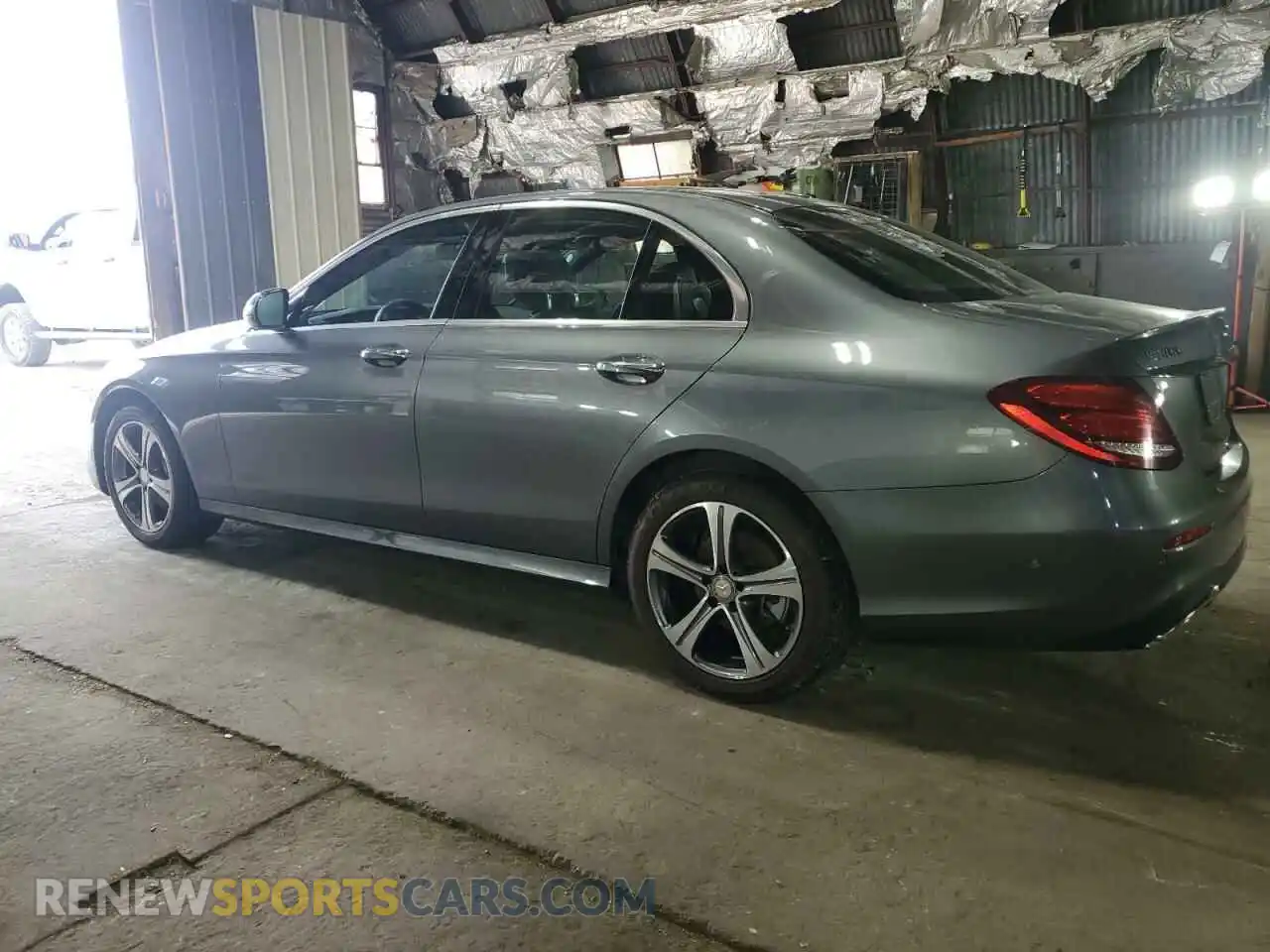 2 Photograph of a damaged car WDDZF4KB9KA593162 MERCEDES-BENZ E-CLASS 2019