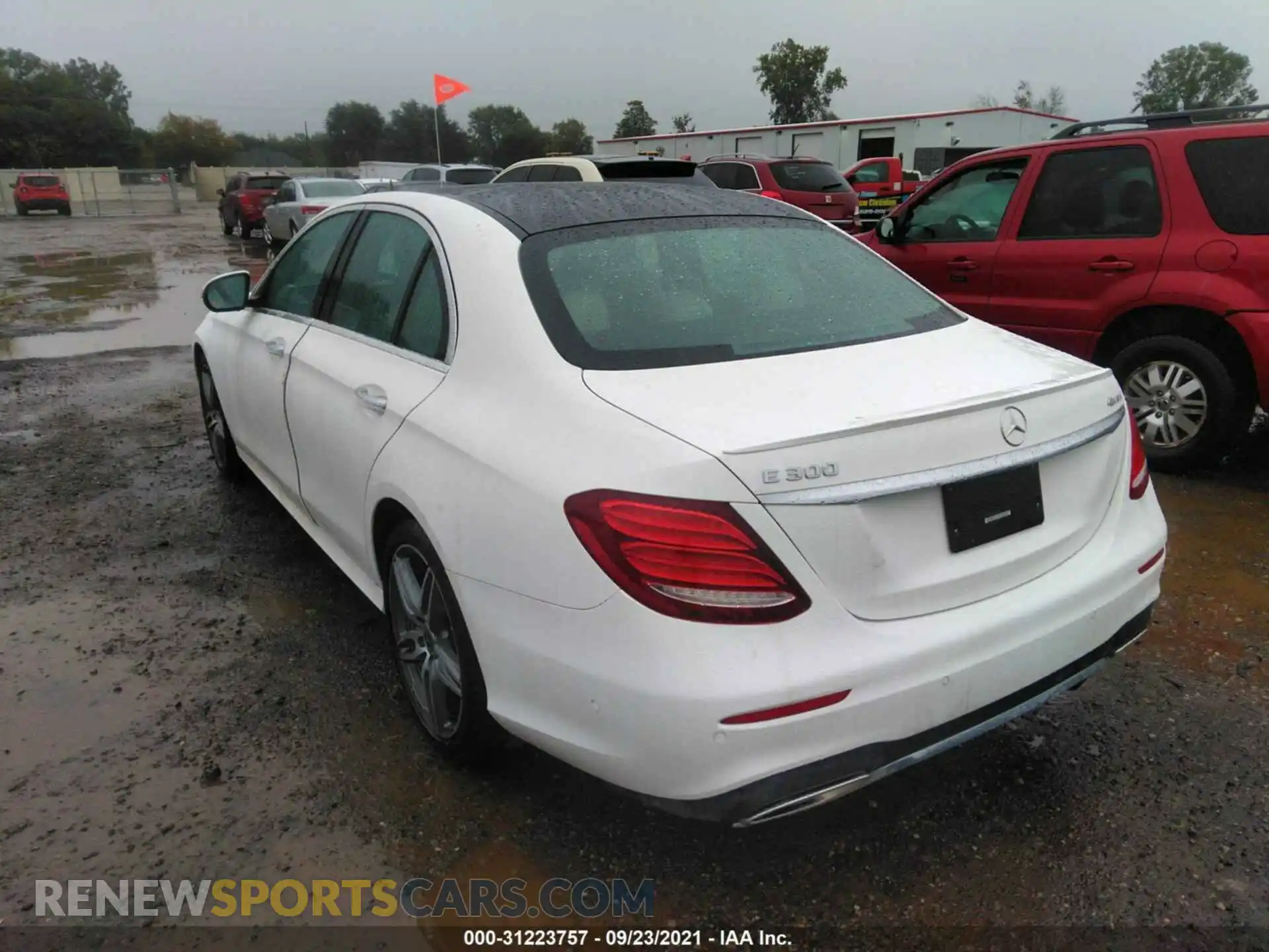 3 Фотография поврежденного автомобиля WDDZF4KBXKA533407 MERCEDES-BENZ E-CLASS 2019
