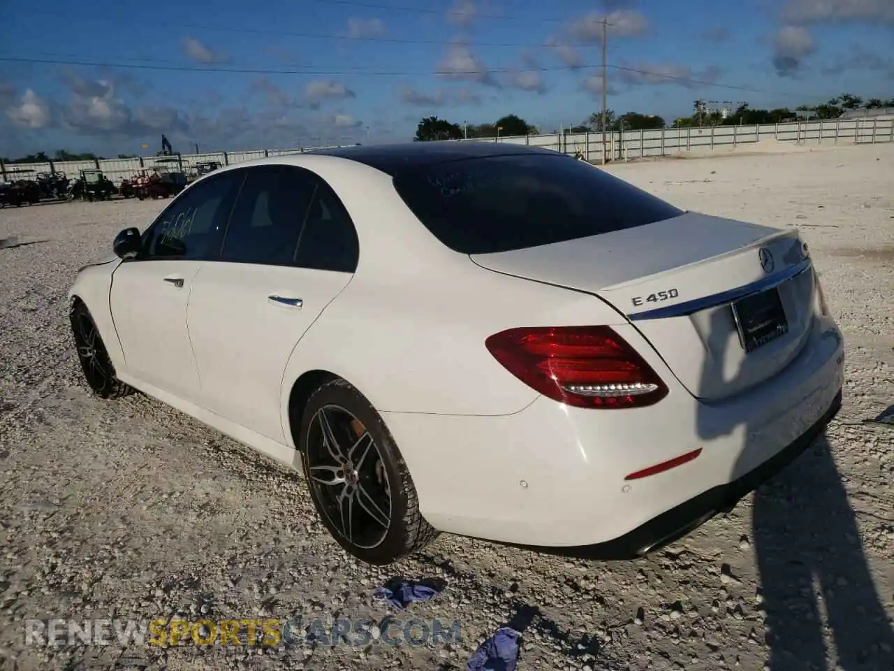 3 Photograph of a damaged car WDDZF6JB4KA495461 MERCEDES-BENZ E-CLASS 2019