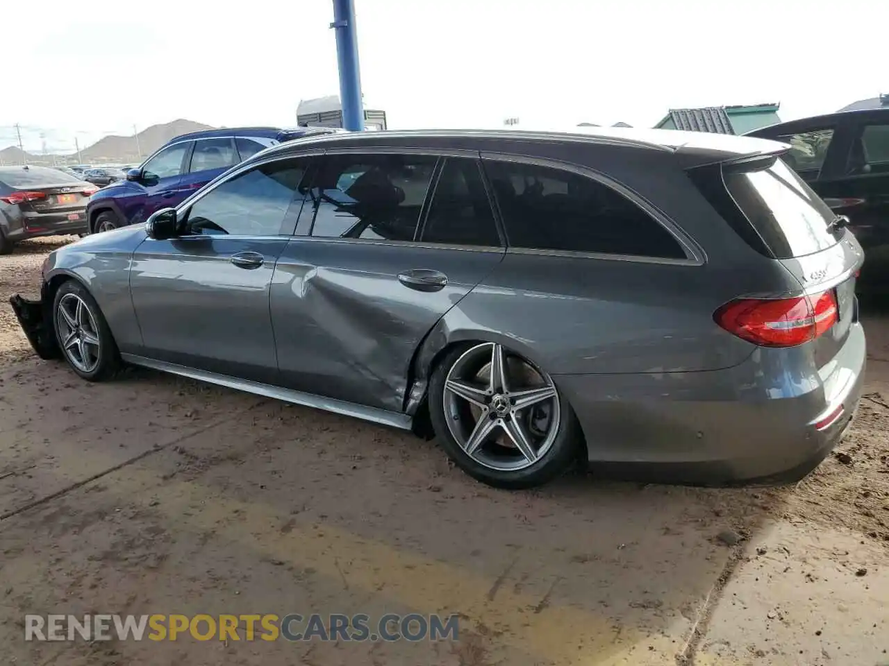 2 Photograph of a damaged car WDDZH6JB3KA561931 MERCEDES-BENZ E-CLASS 2019