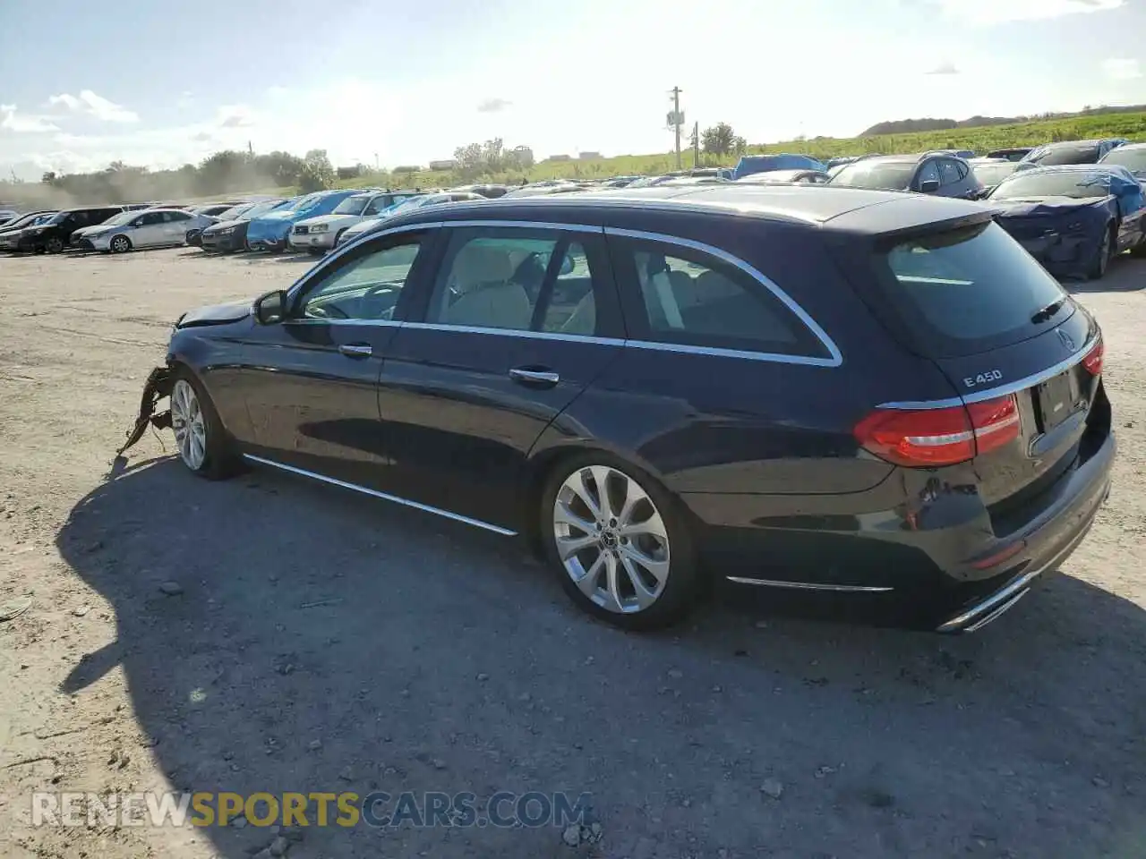 2 Photograph of a damaged car WDDZH6JB3KA623019 MERCEDES-BENZ E-CLASS 2019