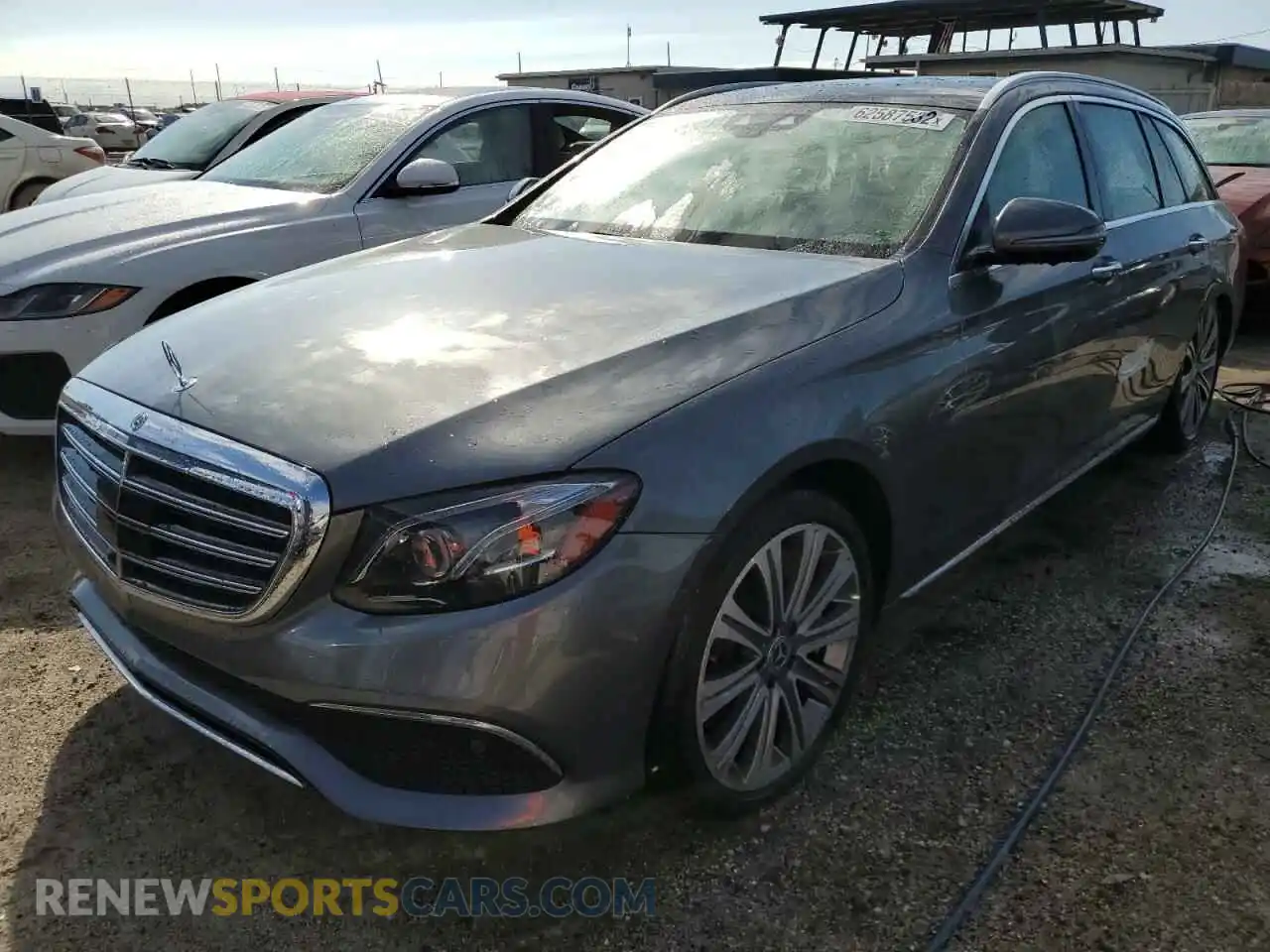 2 fotografías del automóvil dañado WDDZH6JB5KA538991 MERCEDES-BENZ E-CLASS 2019