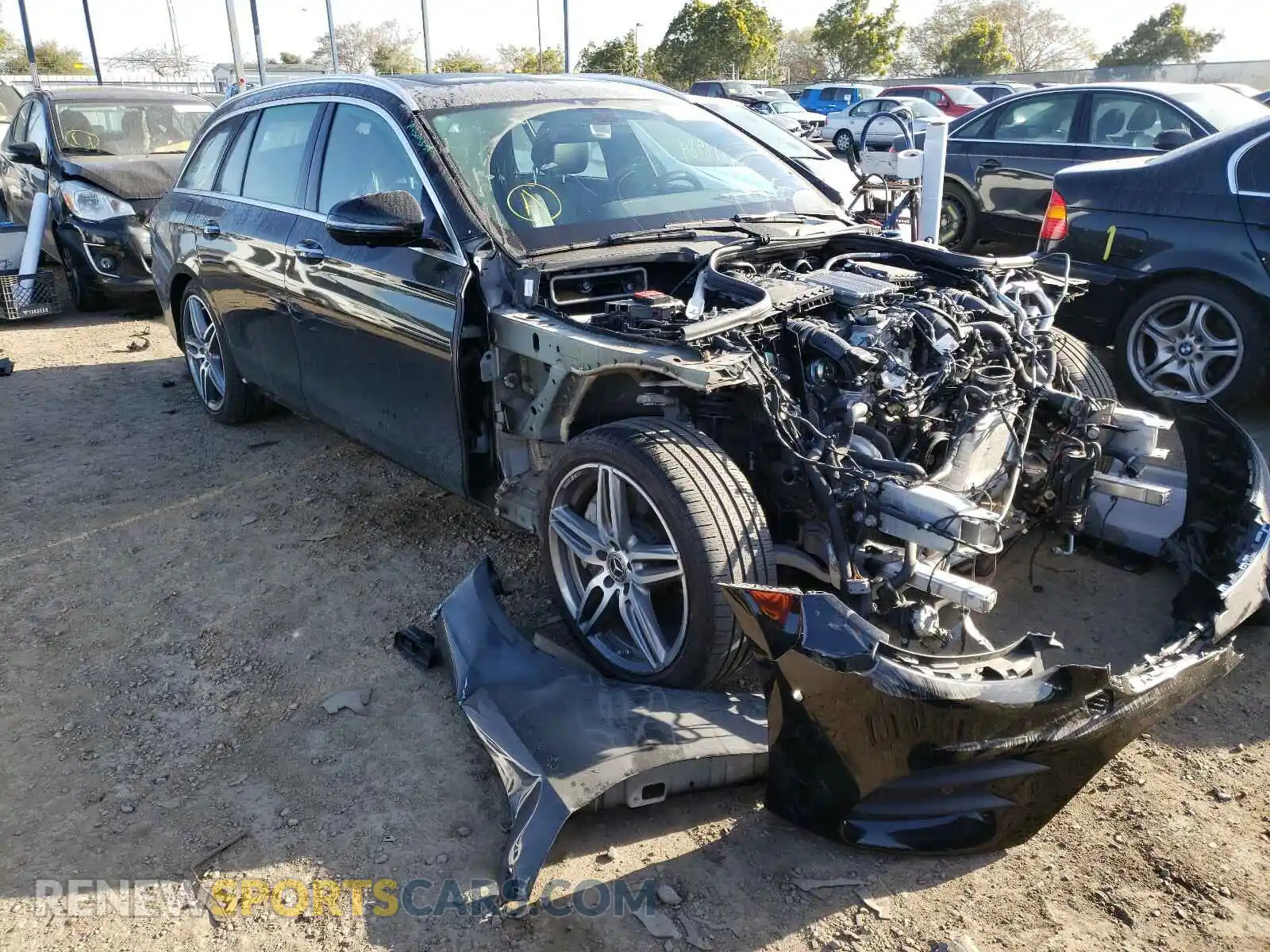 1 Photograph of a damaged car WDDZH6JB8KA519917 MERCEDES-BENZ E CLASS 2019