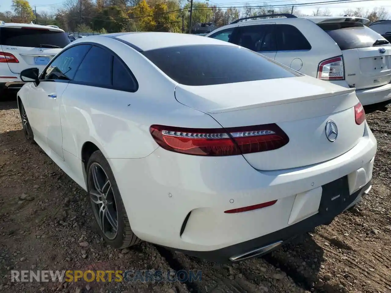 3 Photograph of a damaged car W1K1J6JB0LF139637 MERCEDES-BENZ E-CLASS 2020