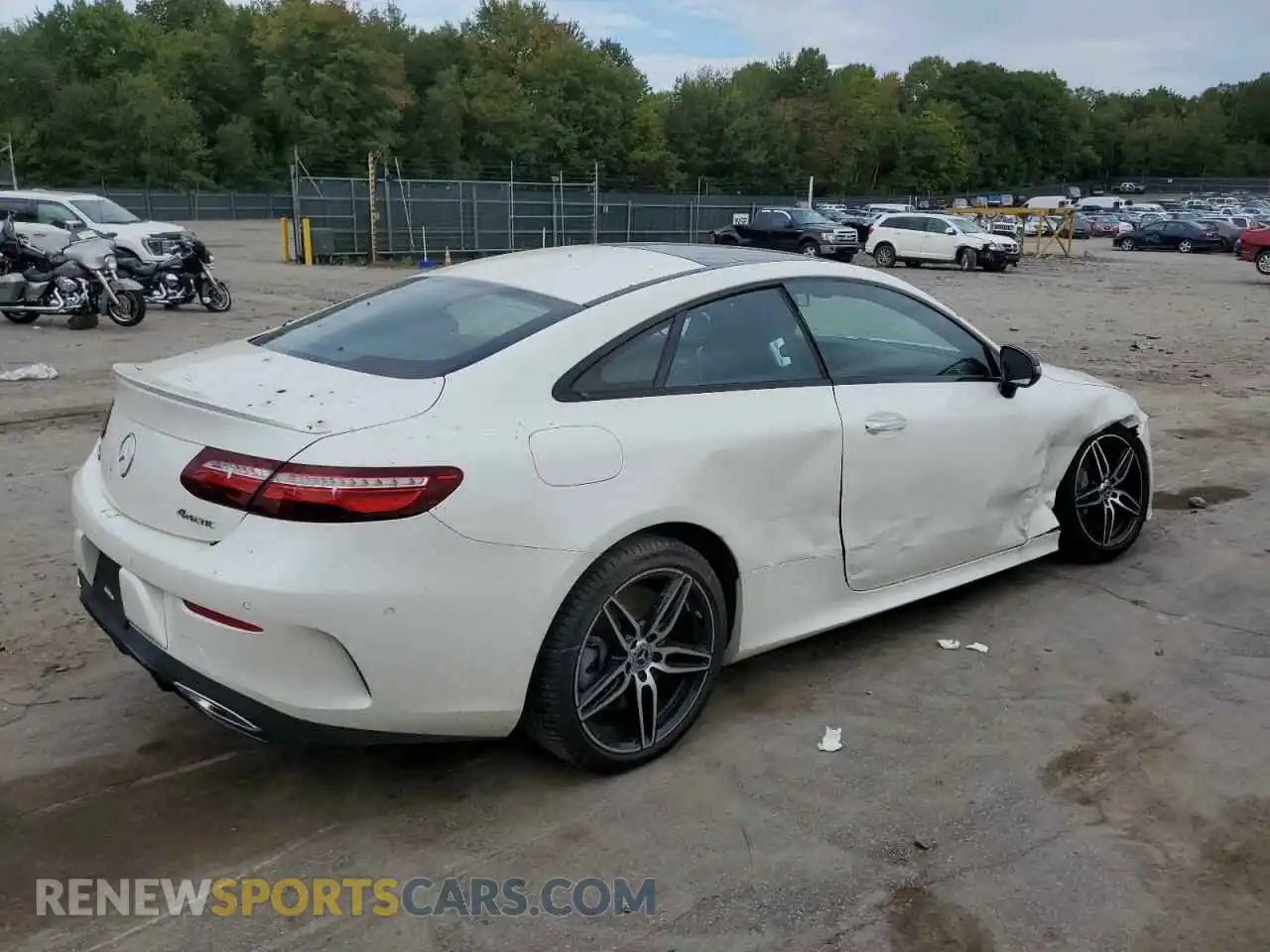 3 Photograph of a damaged car W1K1J6JB2LF133225 MERCEDES-BENZ E-CLASS 2020