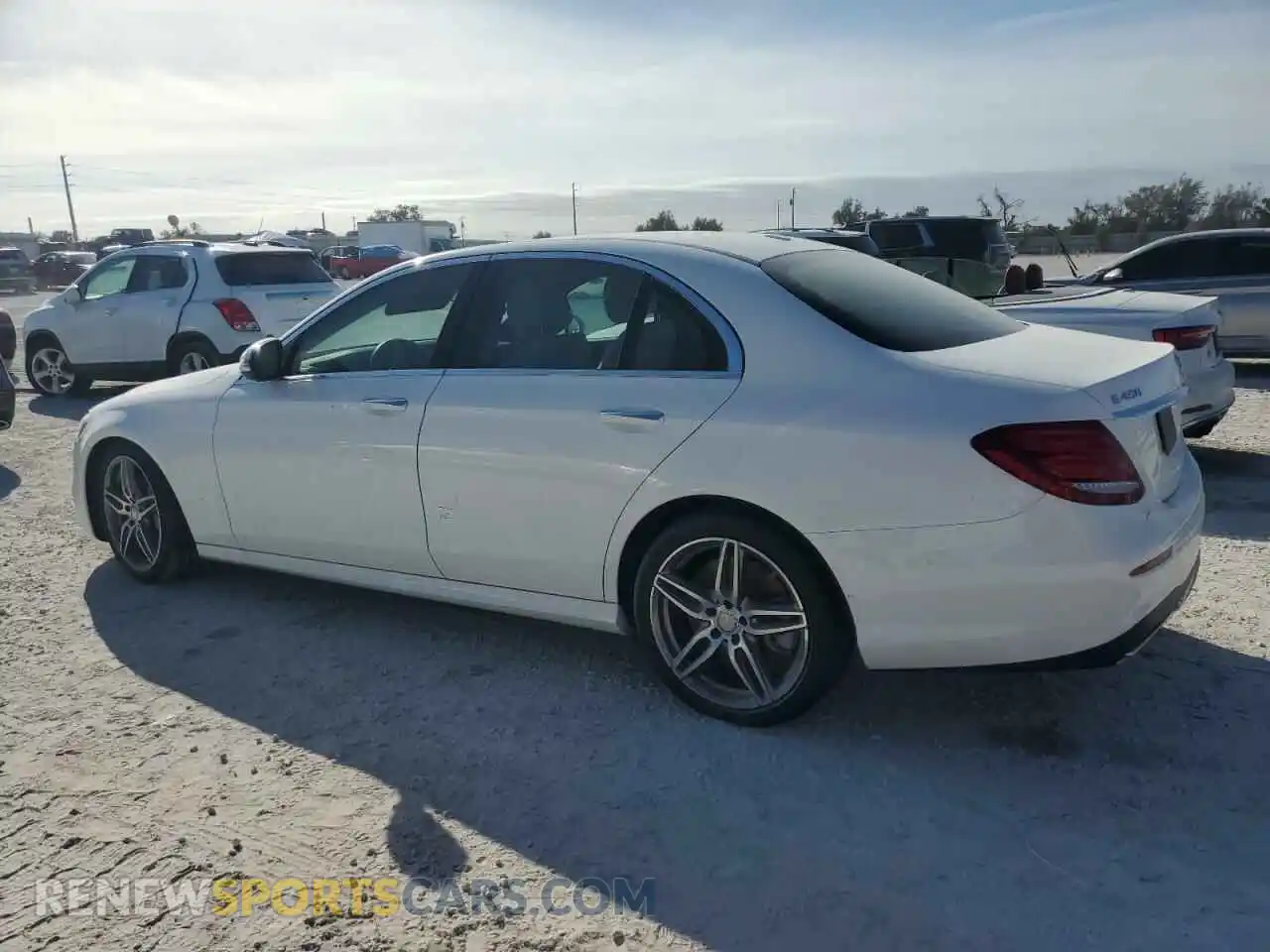 2 Photograph of a damaged car W1KZF6JBXLA765567 MERCEDES-BENZ E-CLASS 2020