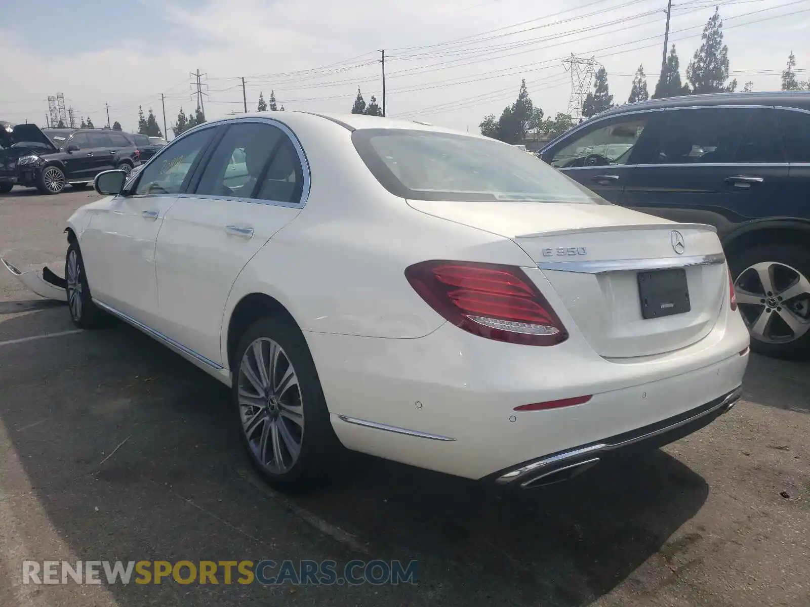 3 fotografías del automóvil dañado W1KZF8DB4LA766978 MERCEDES-BENZ E-CLASS 2020
