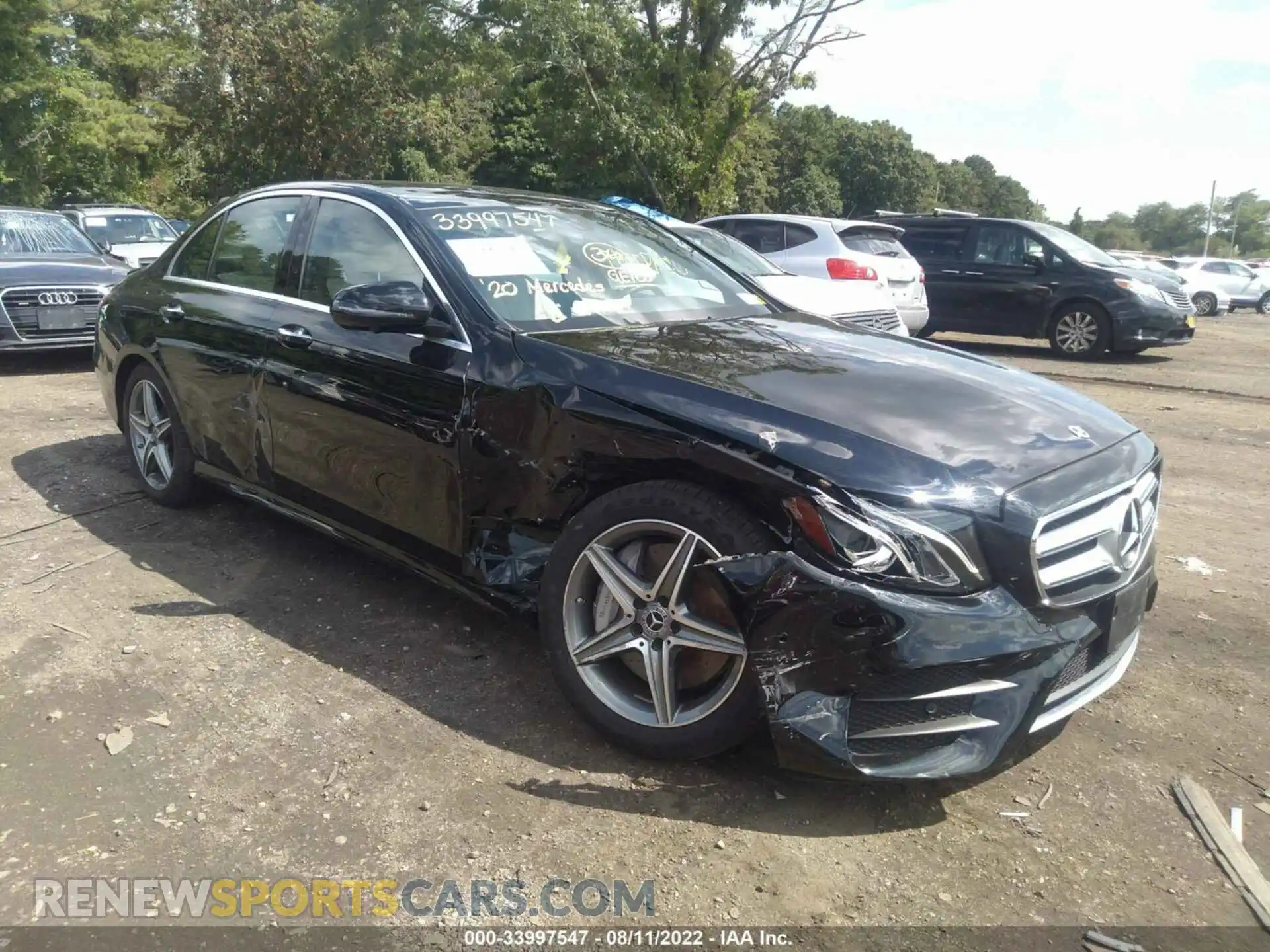 1 Фотография поврежденного автомобиля W1KZF8EB1LA830599 MERCEDES-BENZ E-CLASS 2020