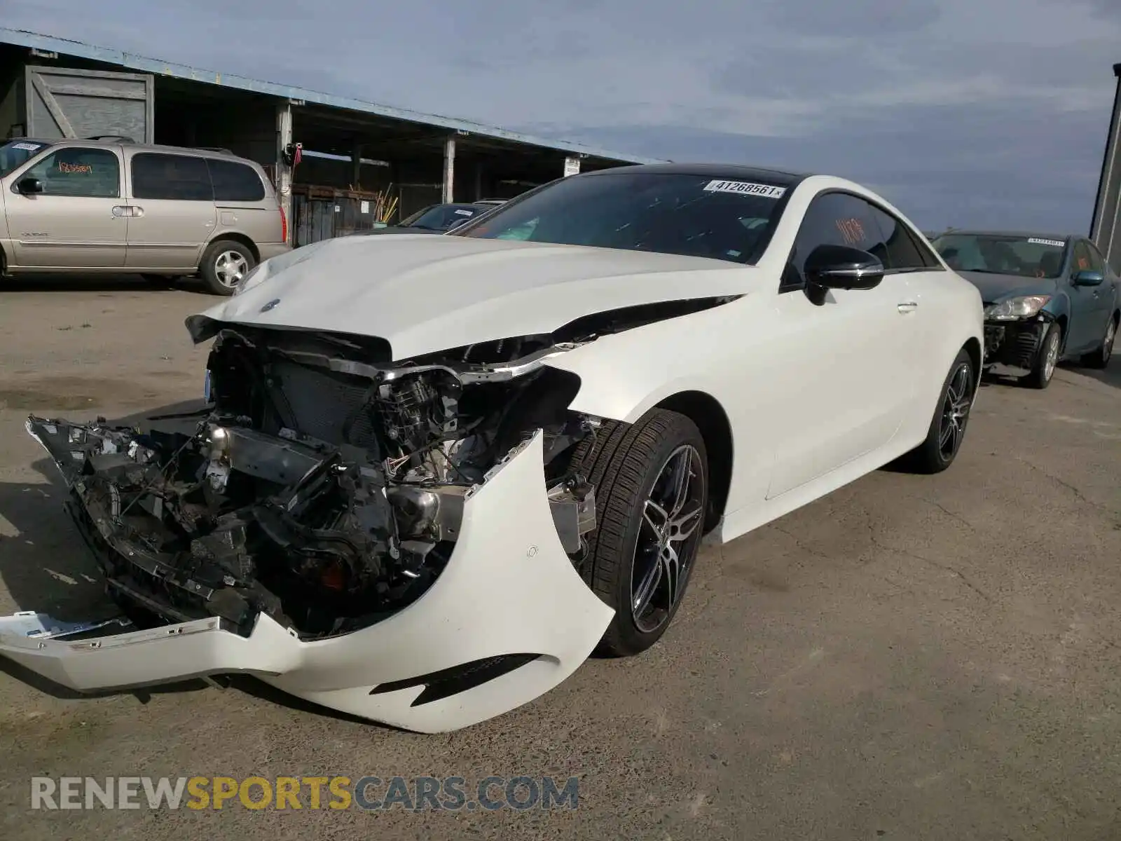 2 Photograph of a damaged car WDD1J6HB1LF123615 MERCEDES-BENZ E CLASS 2020