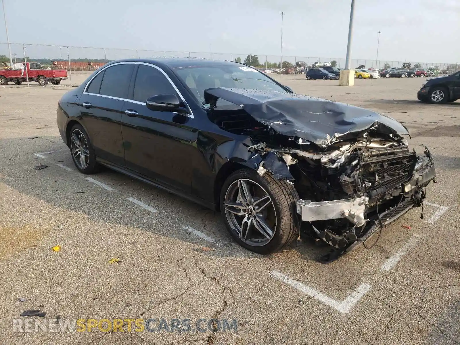 1 Photograph of a damaged car WDDZF6JB2LA745376 MERCEDES-BENZ E-CLASS 2020