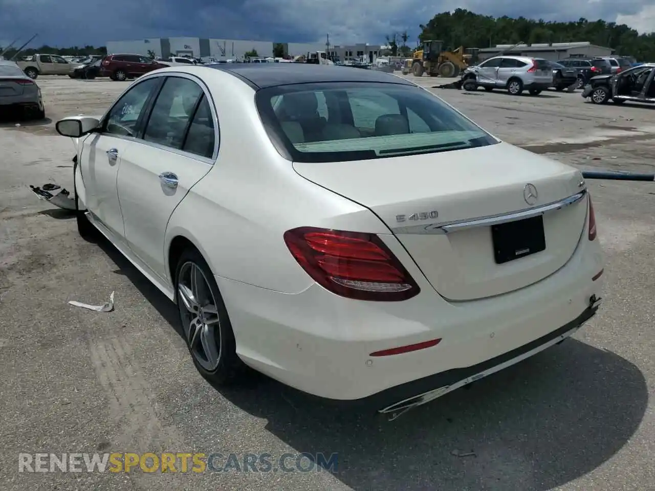 3 Photograph of a damaged car WDDZF6JB6LA724580 MERCEDES-BENZ E-CLASS 2020