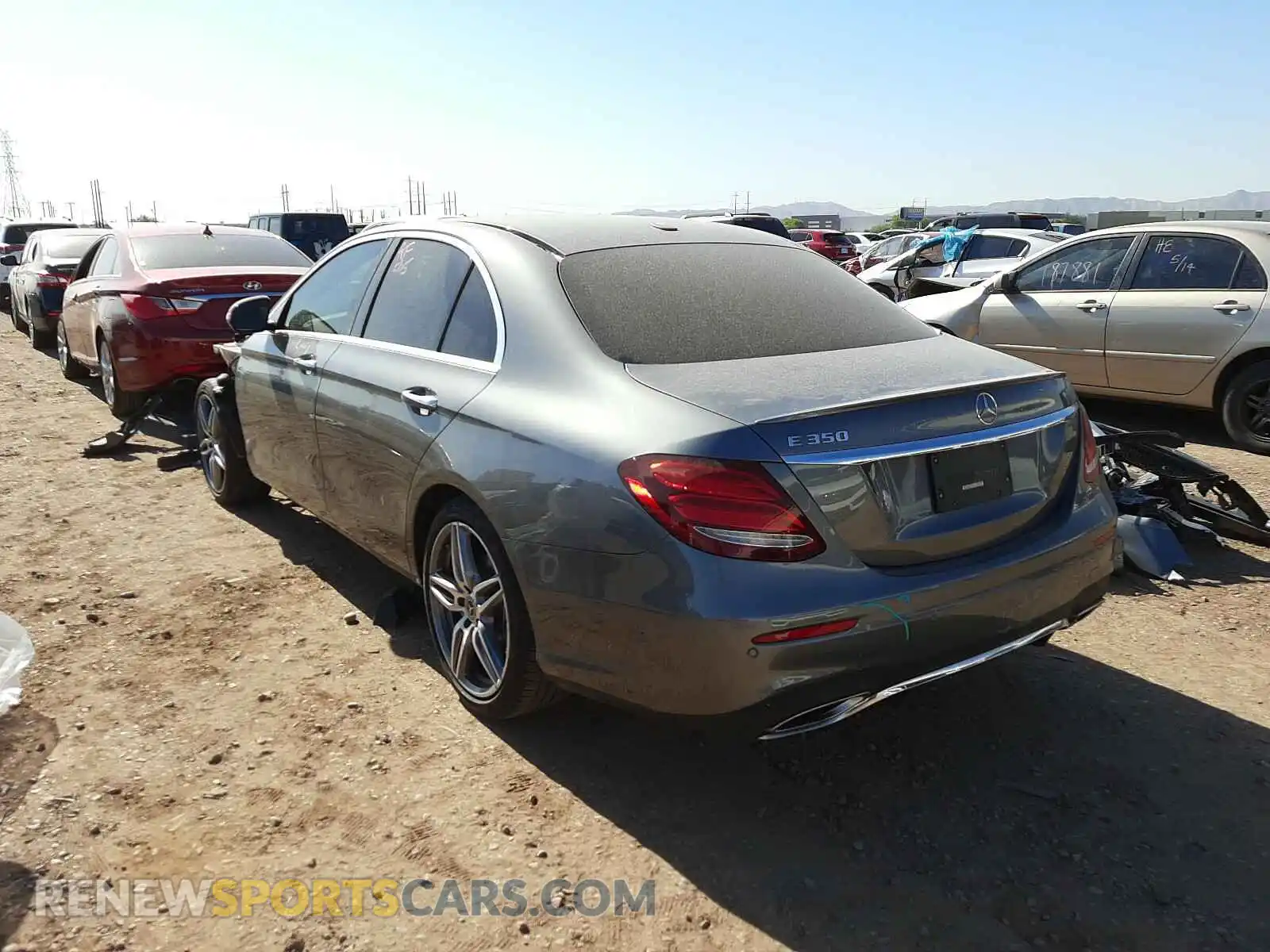 3 Photograph of a damaged car WDDZF8DB1LA719584 MERCEDES-BENZ E CLASS 2020